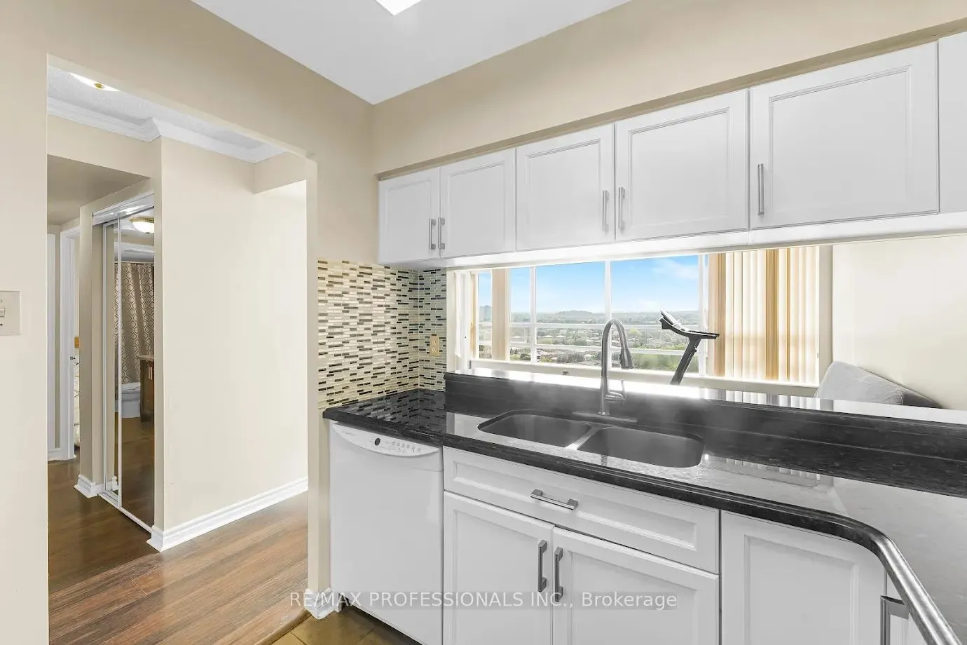 50 Kingsbridge Garden Circle, #1502