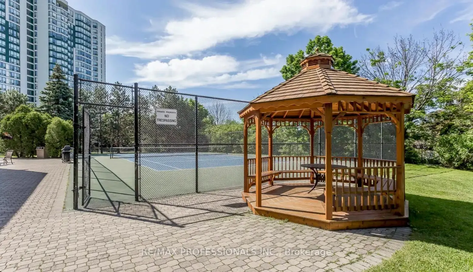 50 Kingsbridge Garden Circle, #1502