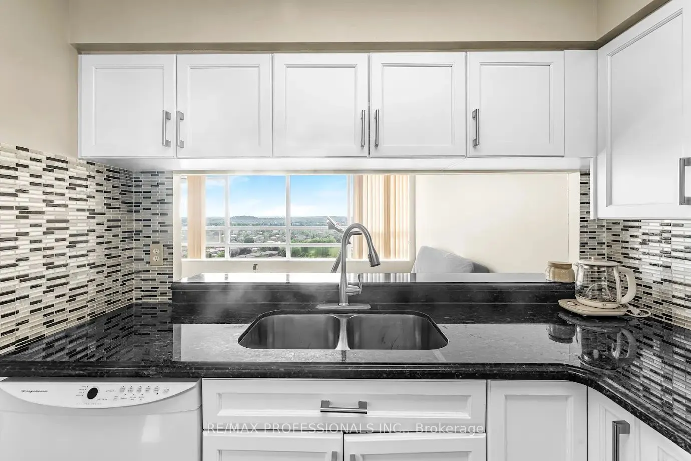 50 Kingsbridge Garden Circle, #1502