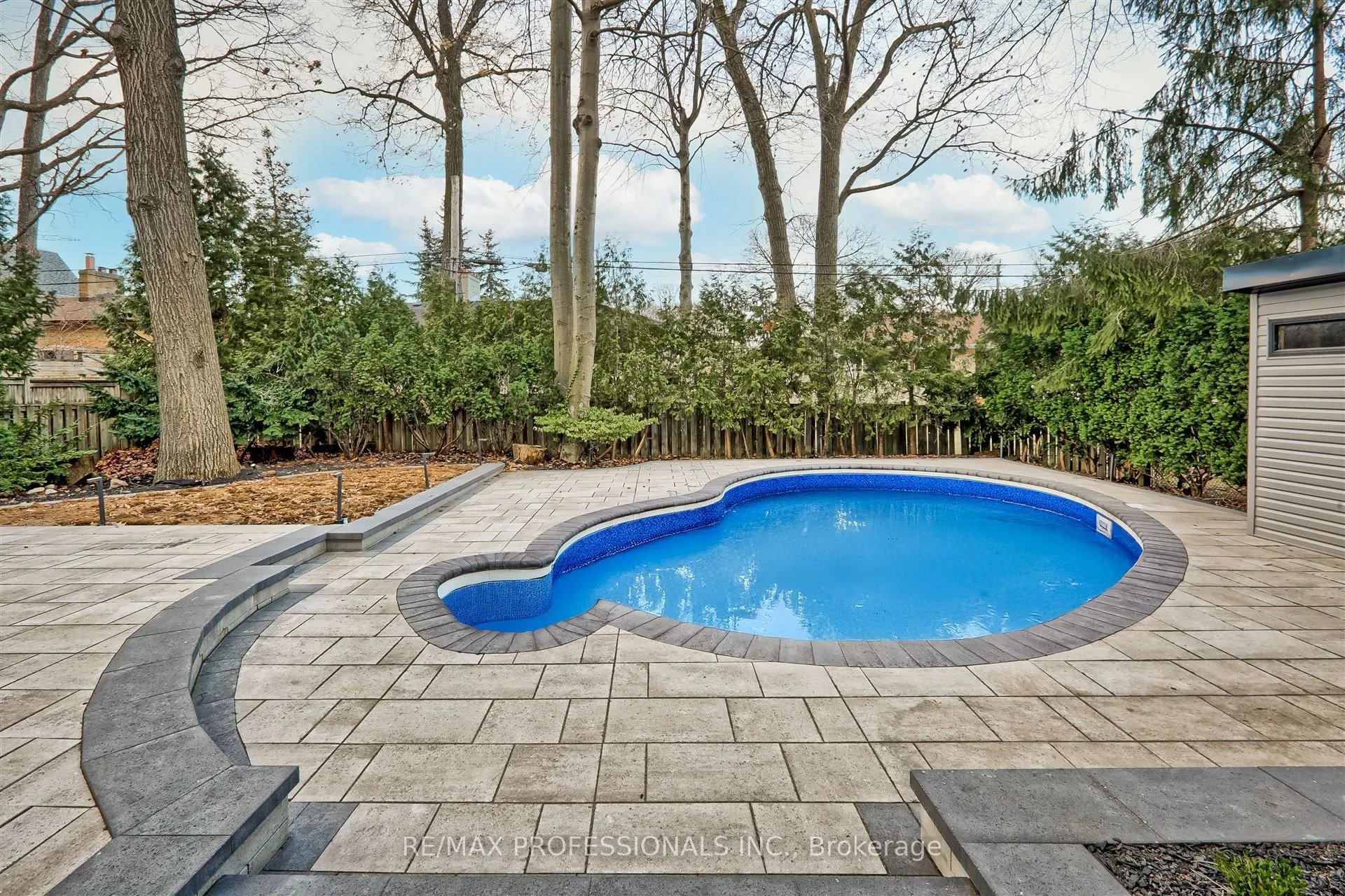 7 Farningham Crescent