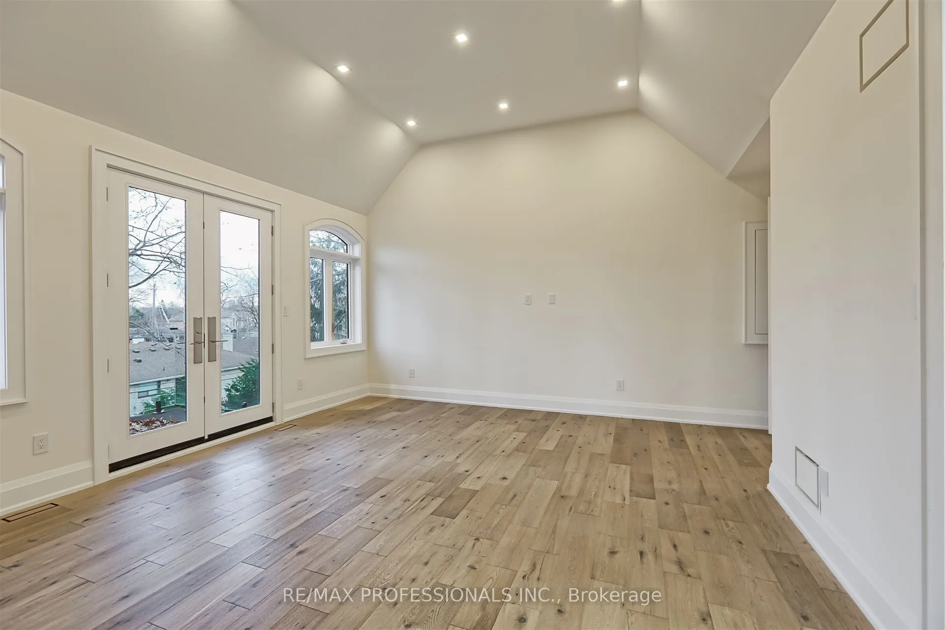 7 Farningham Crescent