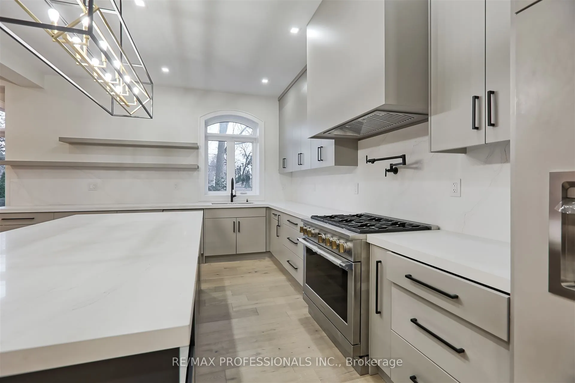 7 Farningham Crescent