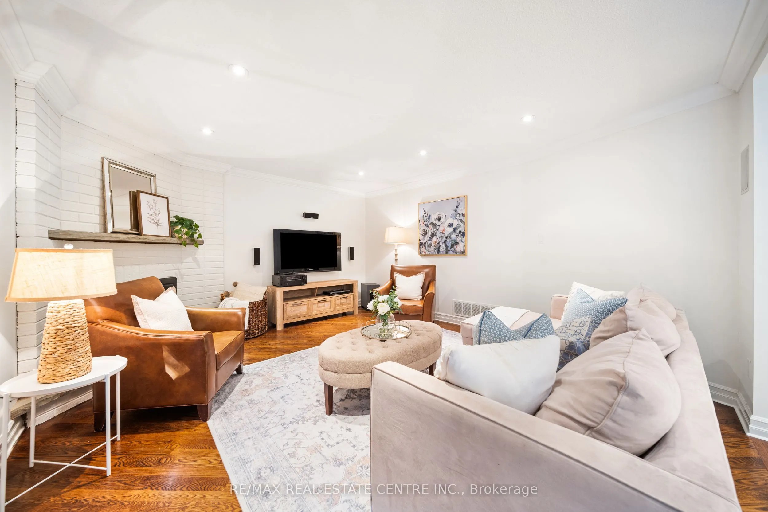 1246 Old Carriage Way
