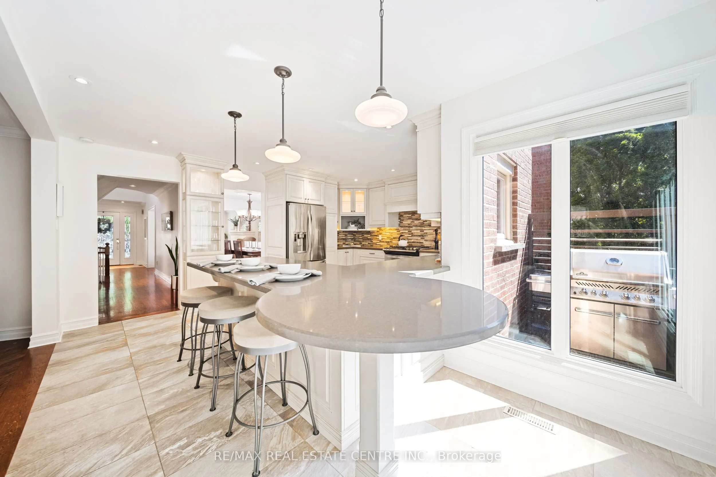 1246 Old Carriage Way