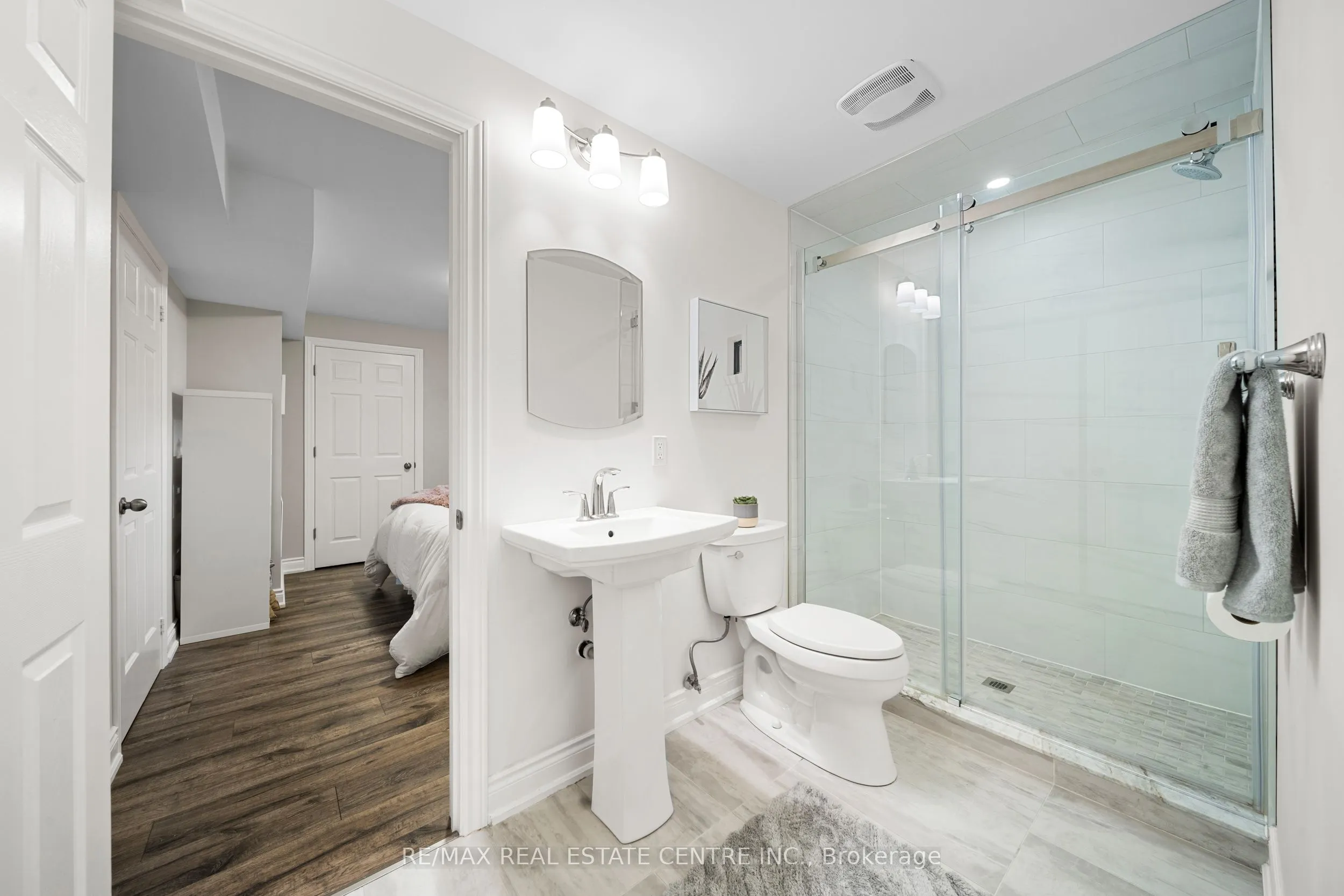 1246 Old Carriage Way