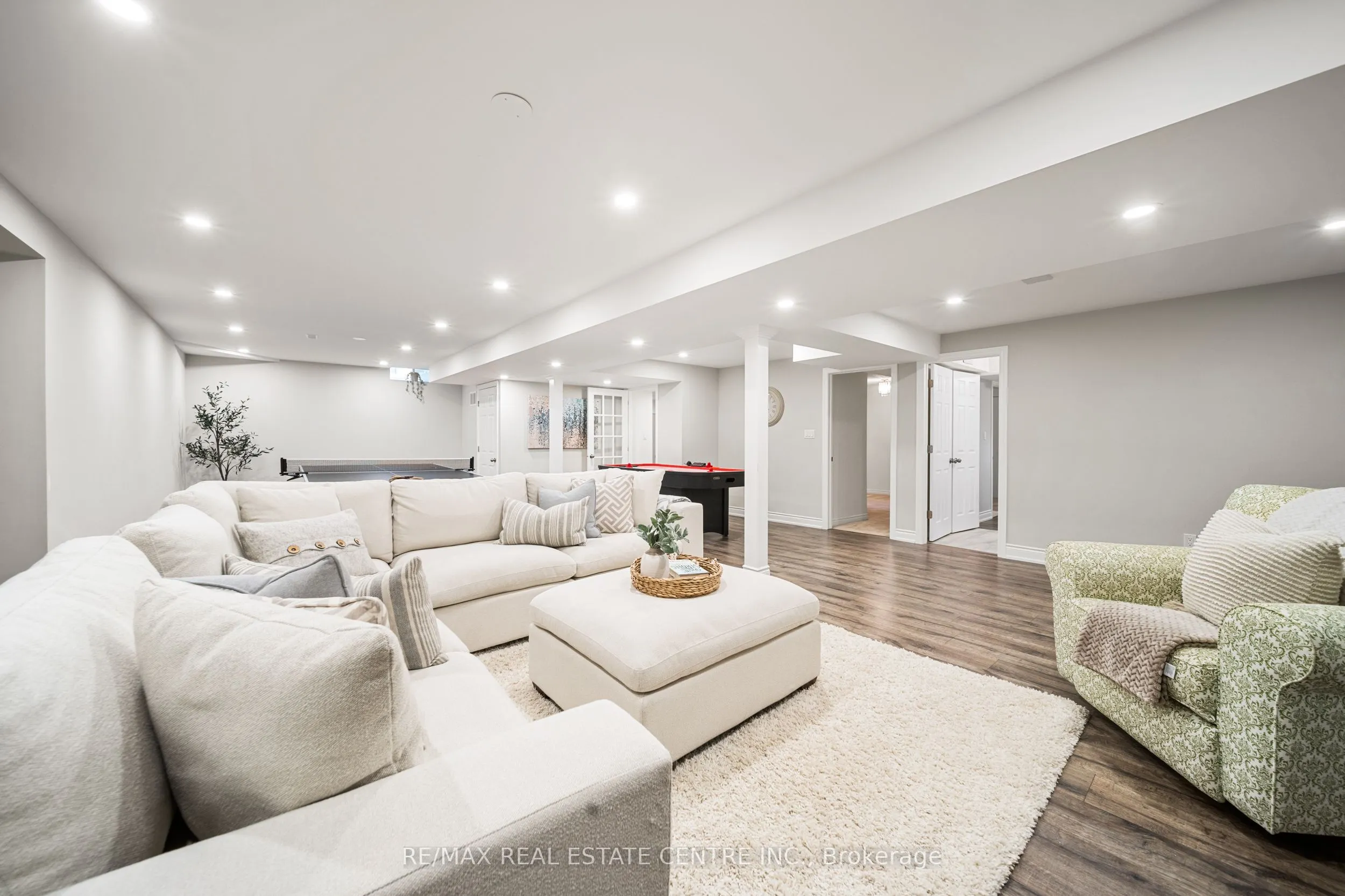 1246 Old Carriage Way