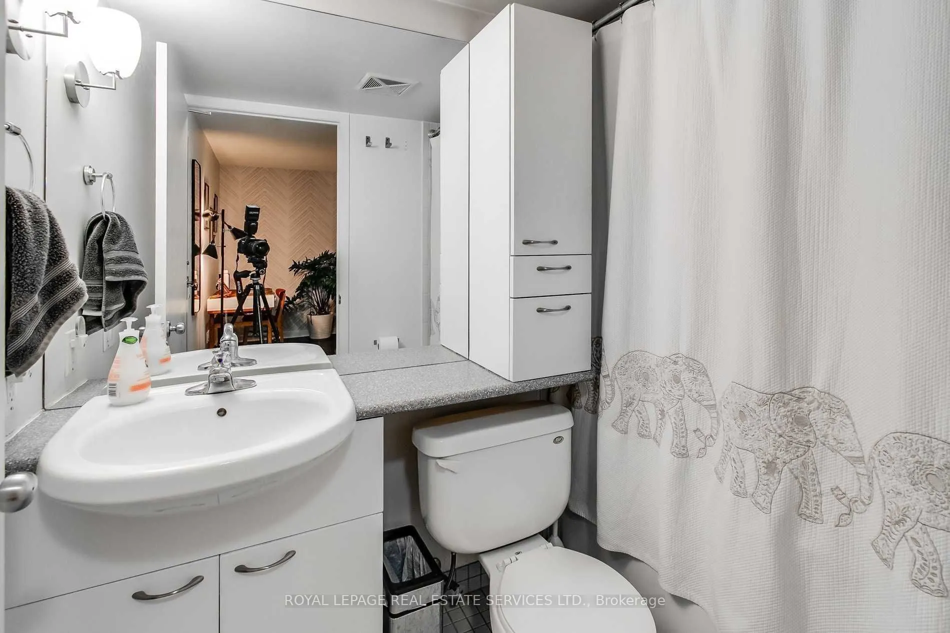1040 The Queensway, #313