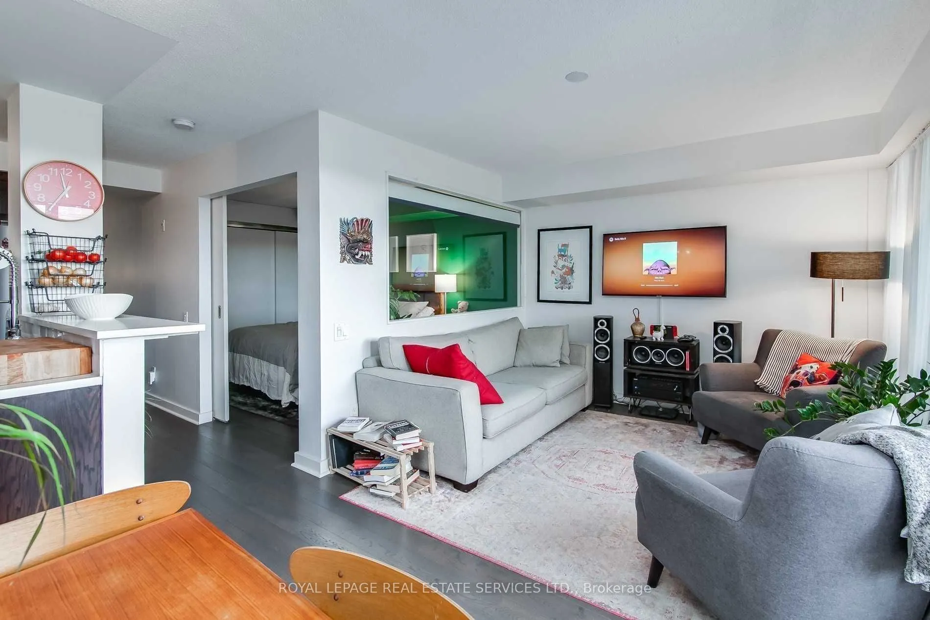1040 The Queensway, #313