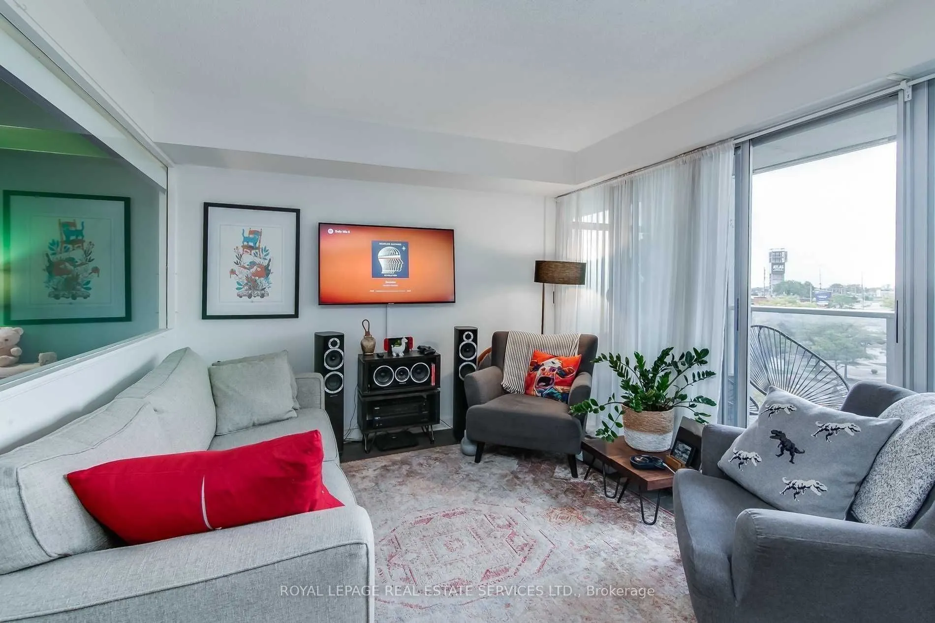 1040 The Queensway, #313