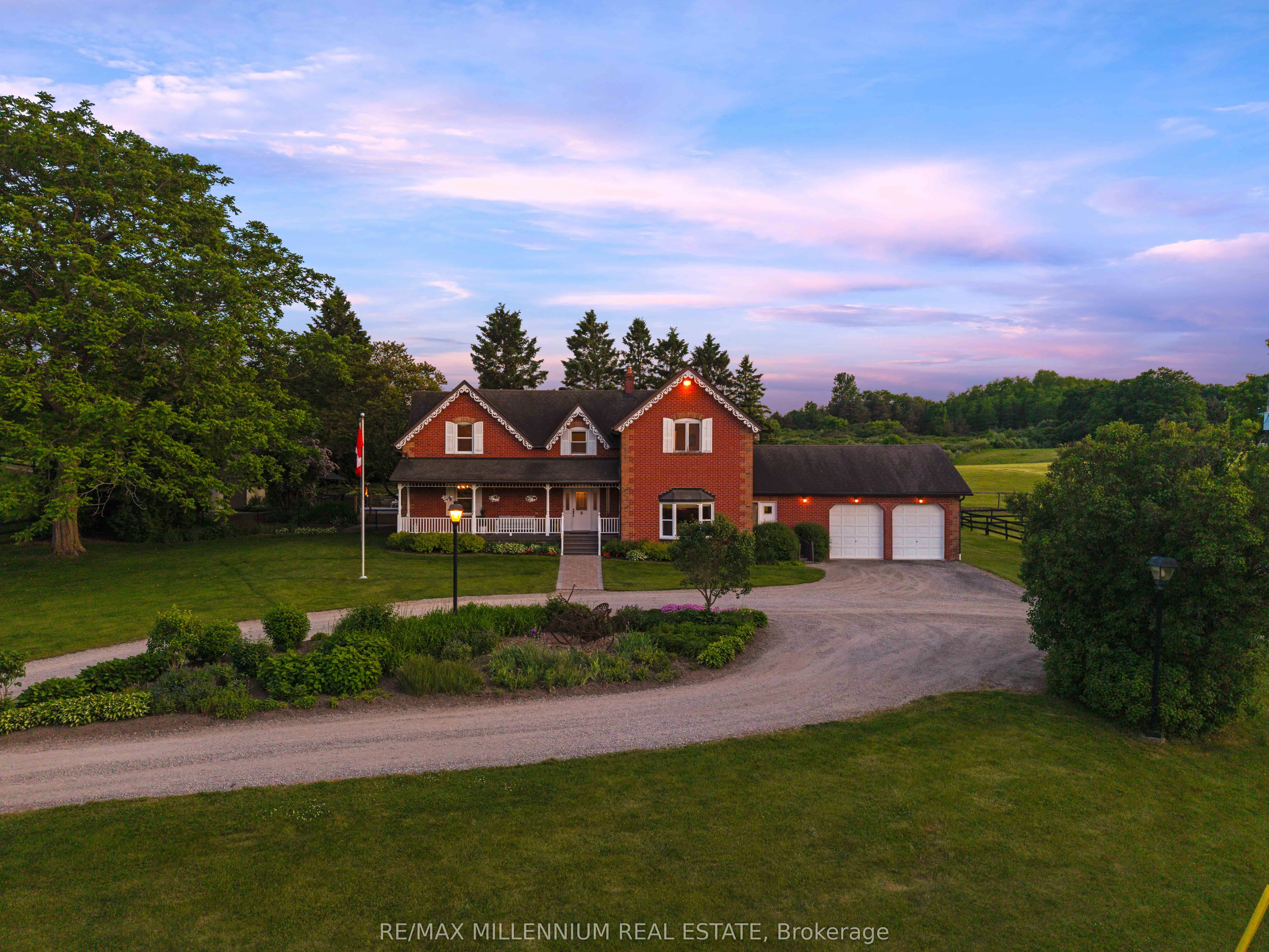 16718 Caledon/king Townline N