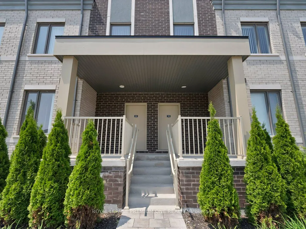 10 Lloyd Janes Lane, #193