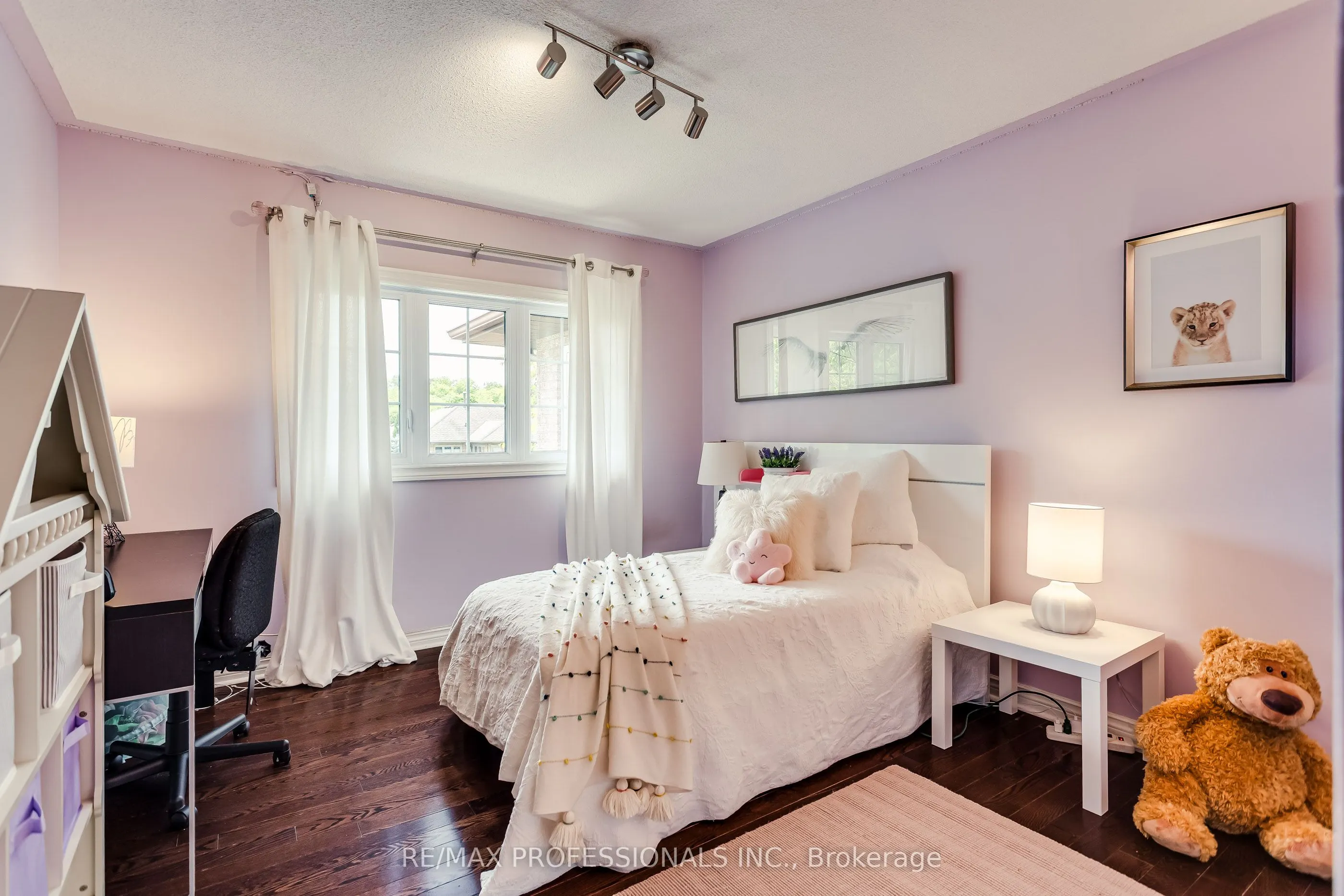 3588 Thorpedale Court N