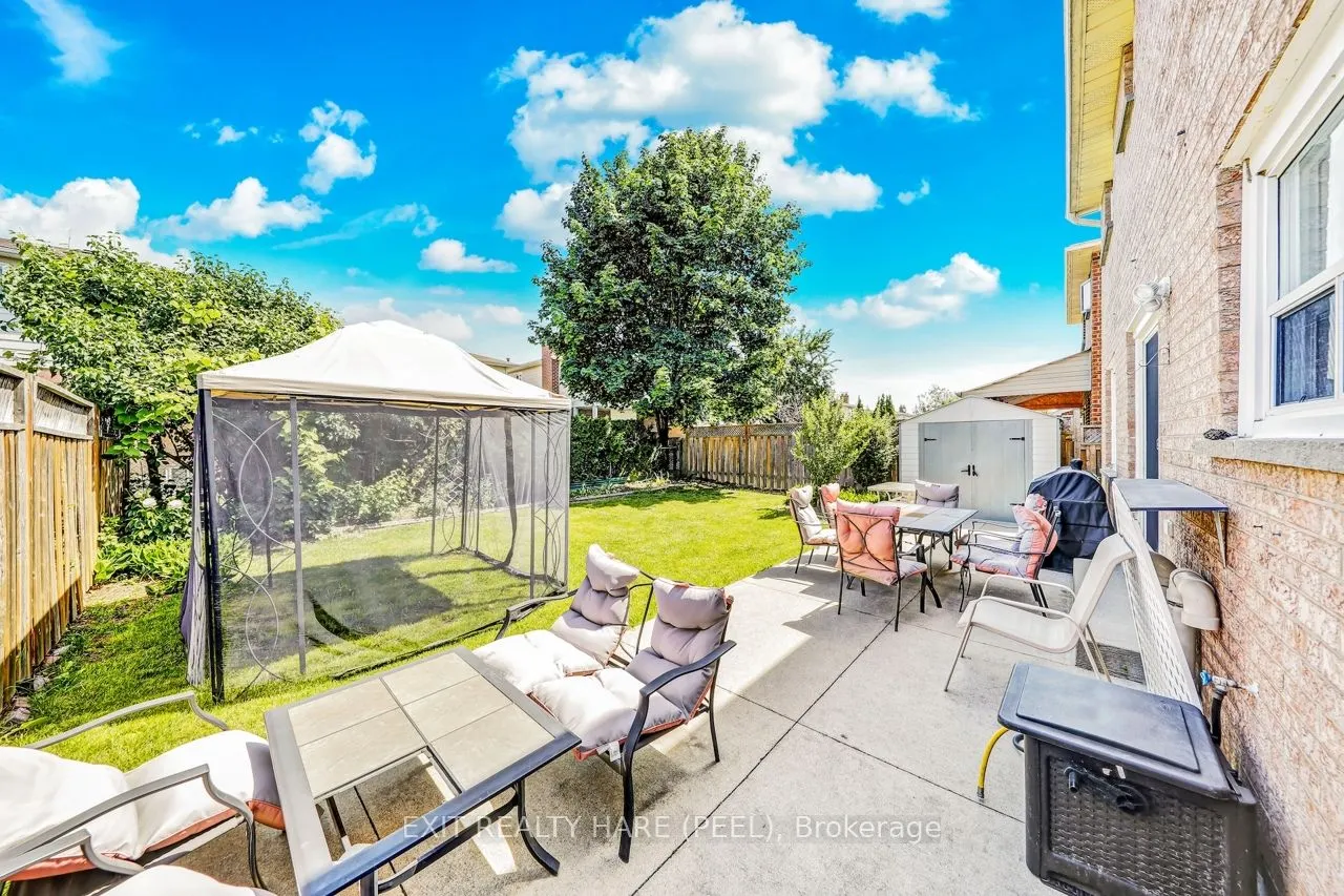 212 Vodden Street W