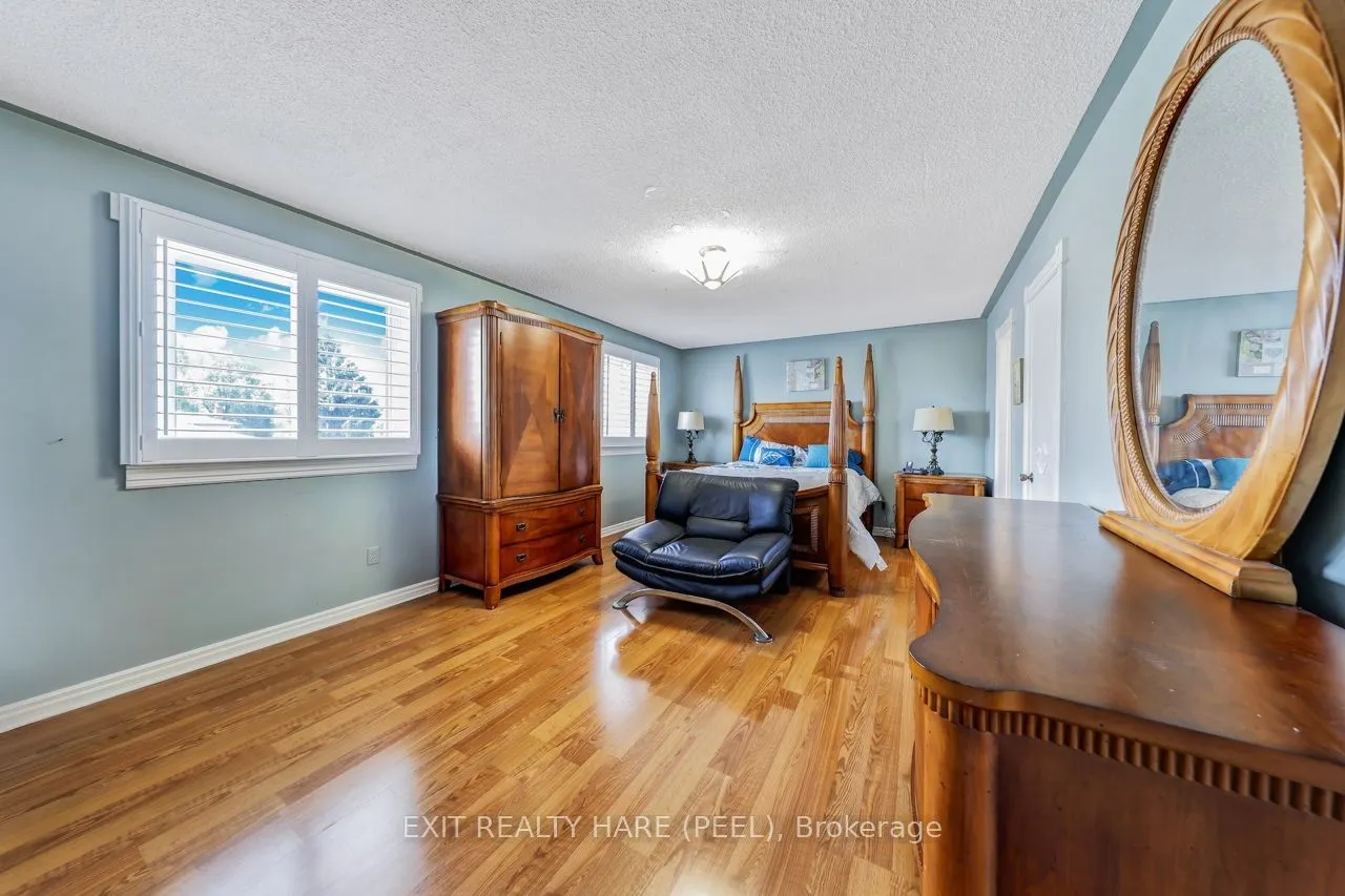 212 Vodden Street W