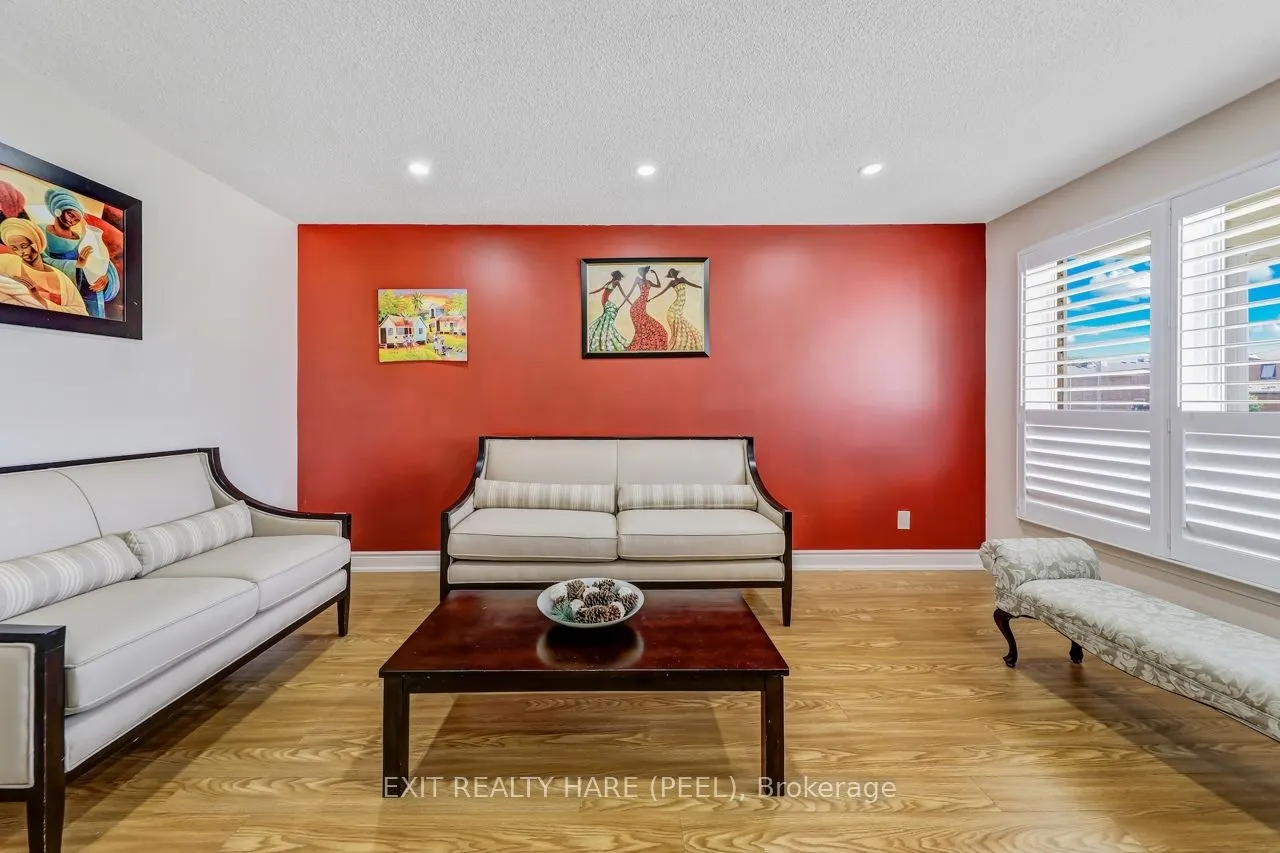 212 Vodden Street W