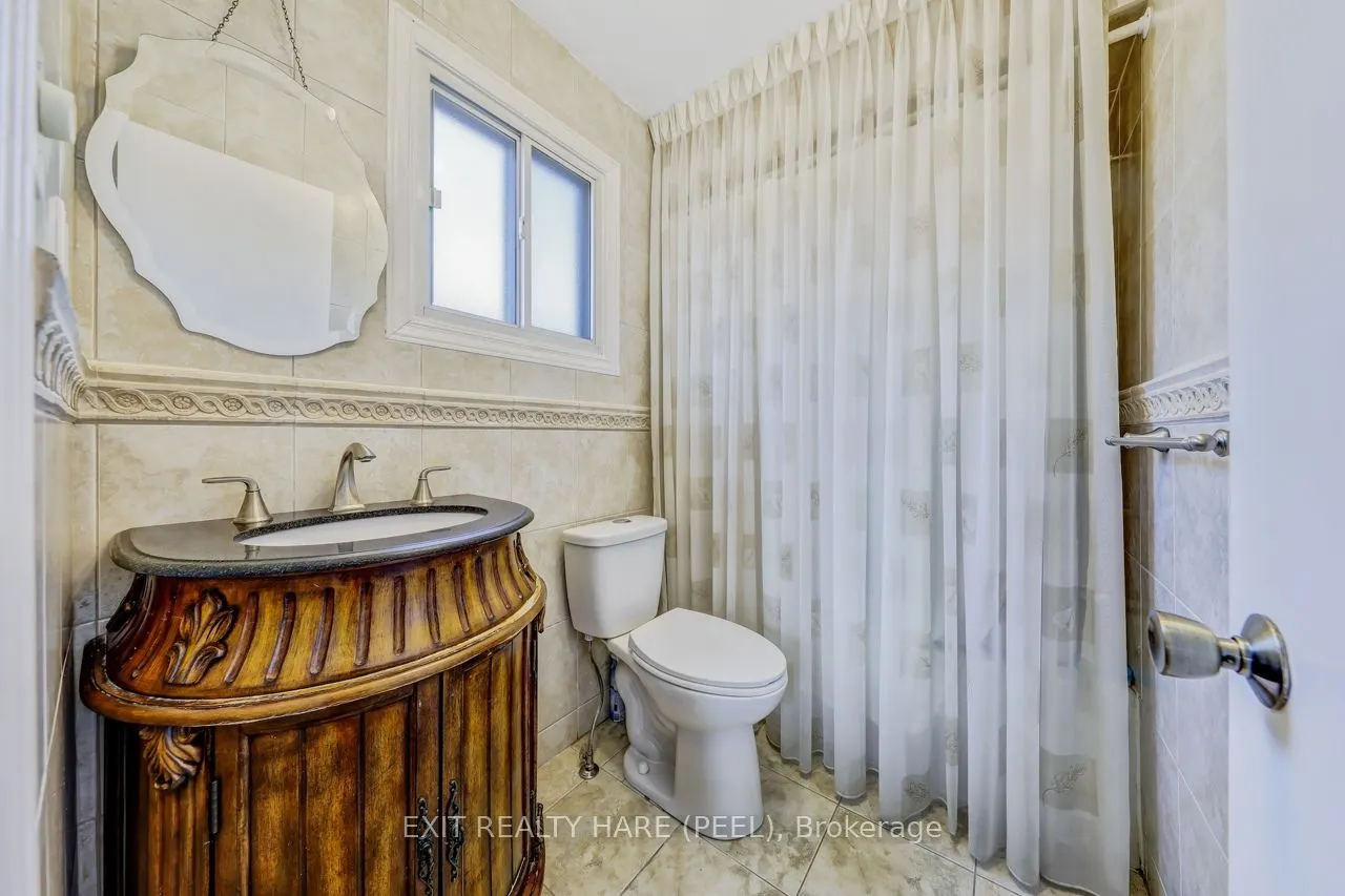 212 Vodden Street W