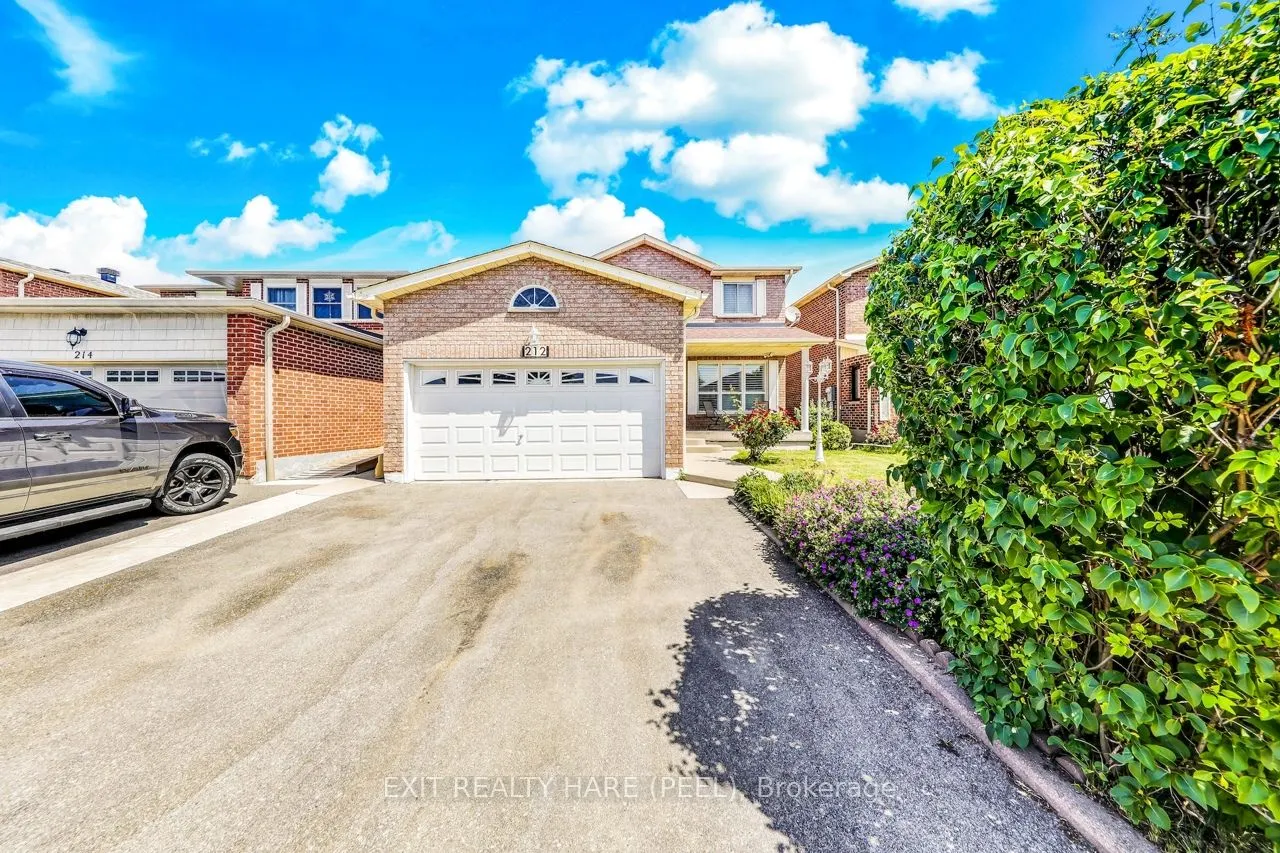 212 Vodden Street W
