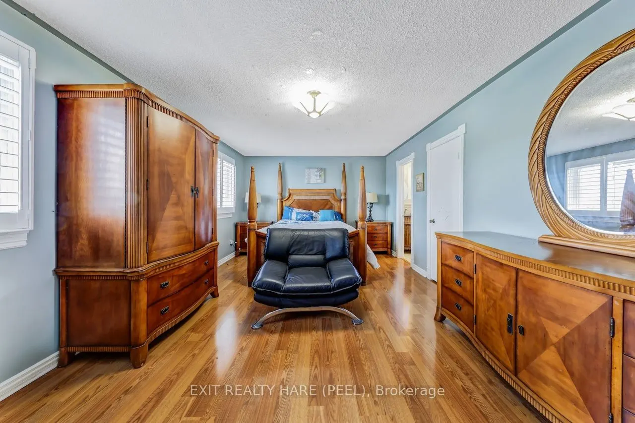 212 Vodden Street W