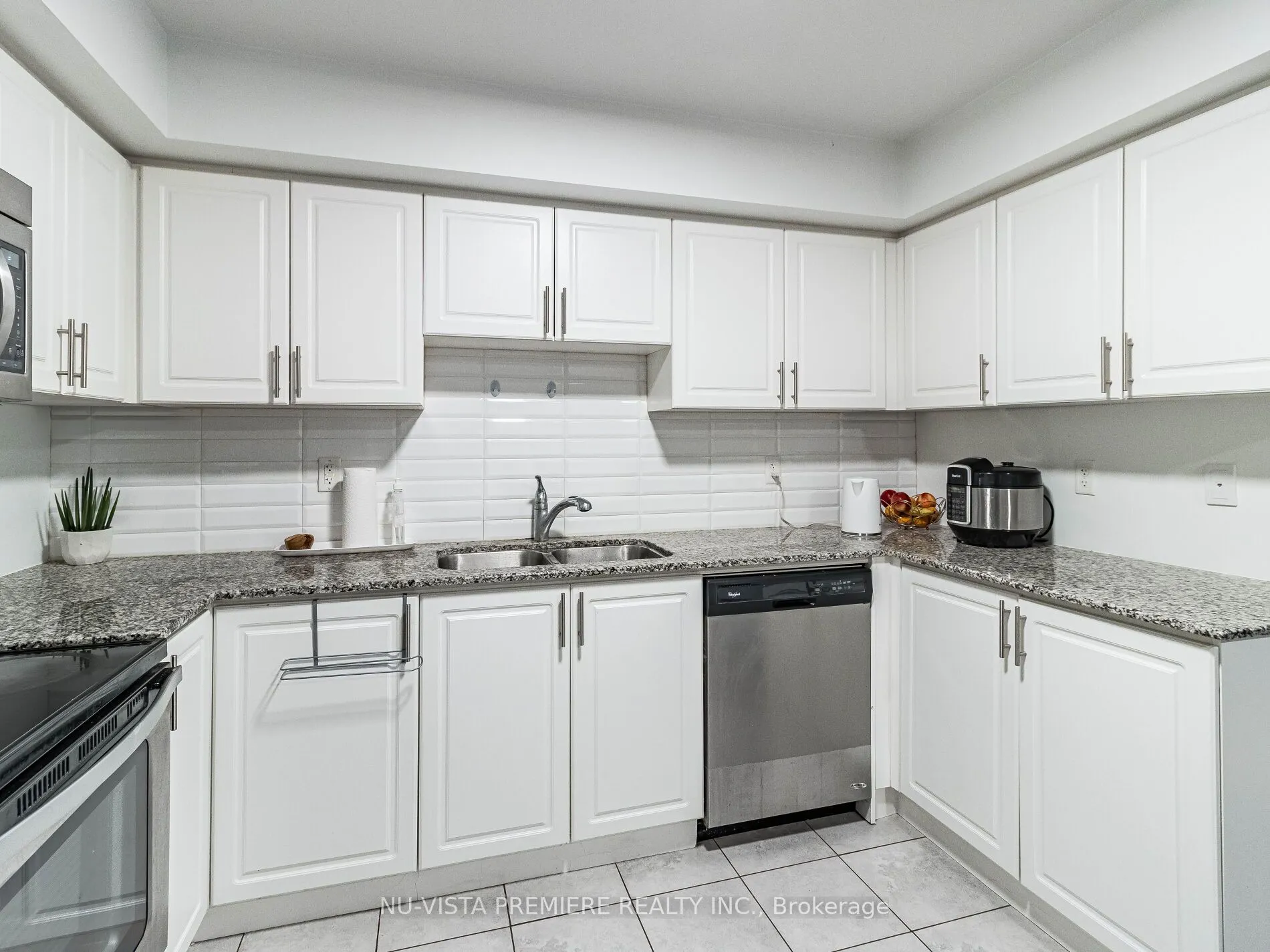 2488 Post Road, #22