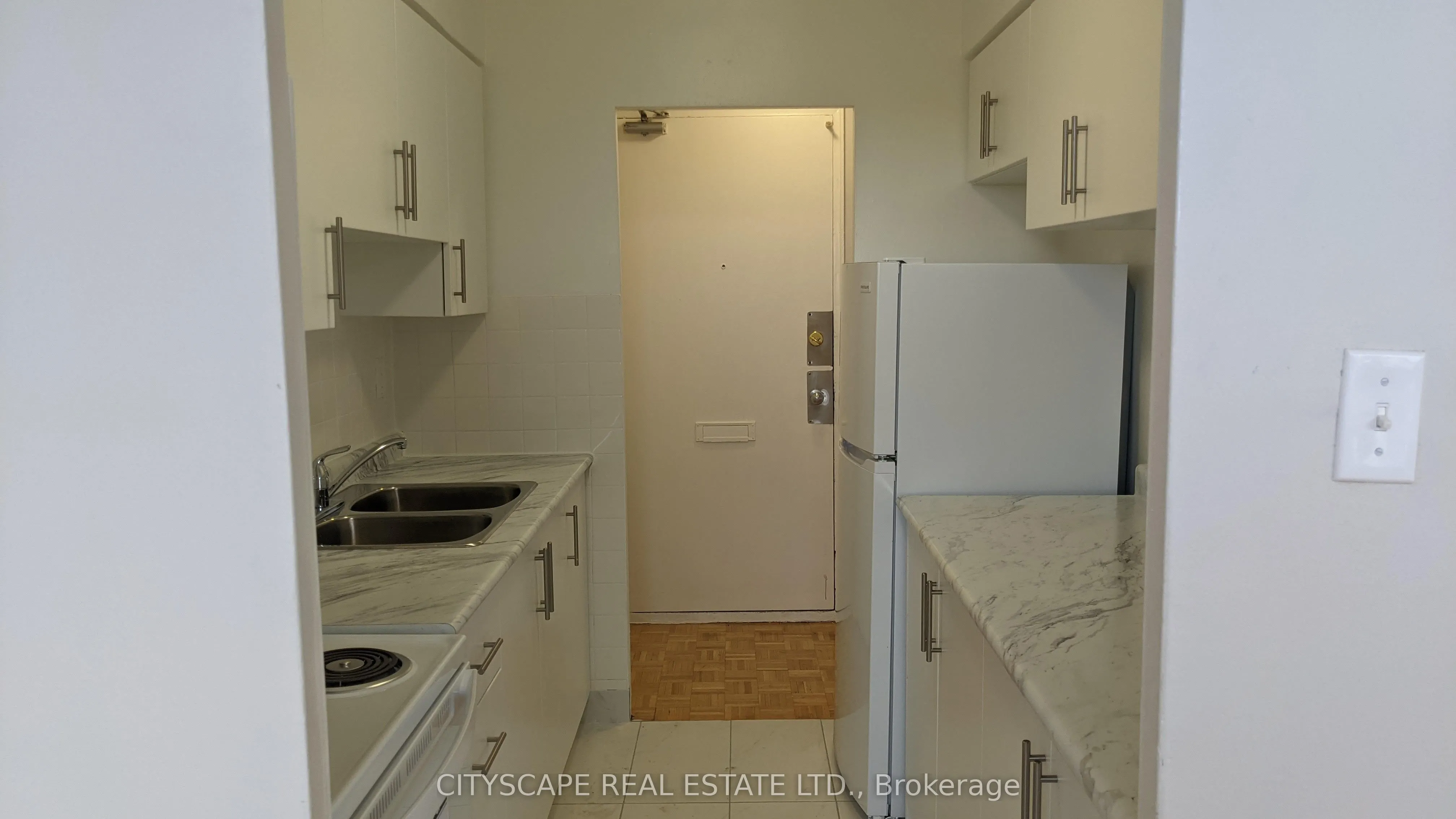 1440 Lawrence Avenue W, #506