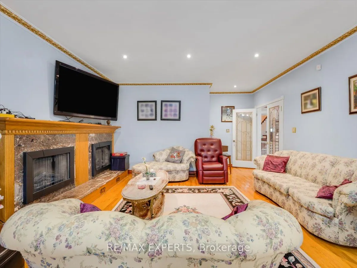 9 Cynthia Crescent