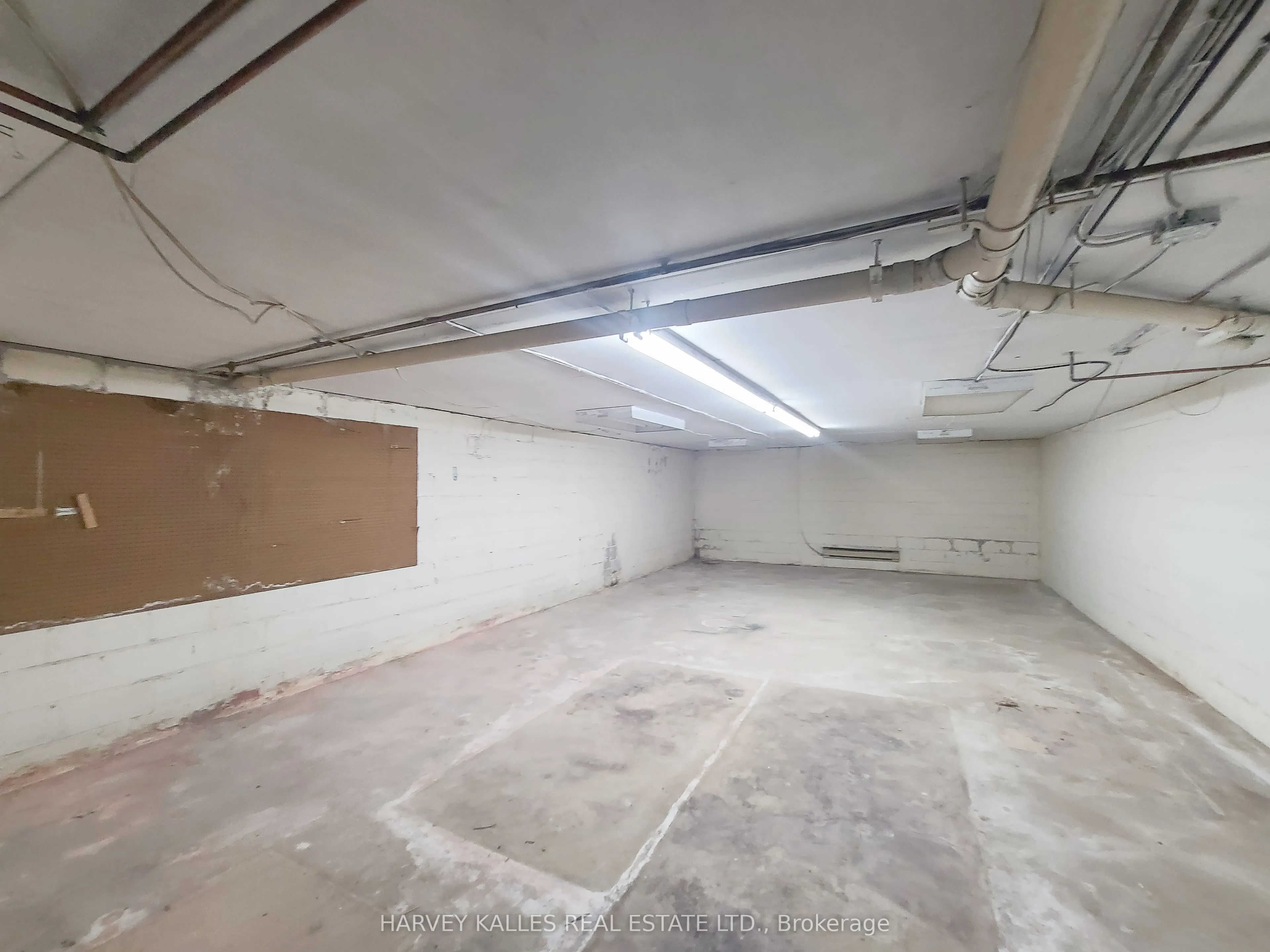 3819 Lake Shore Boulevard W, #retail