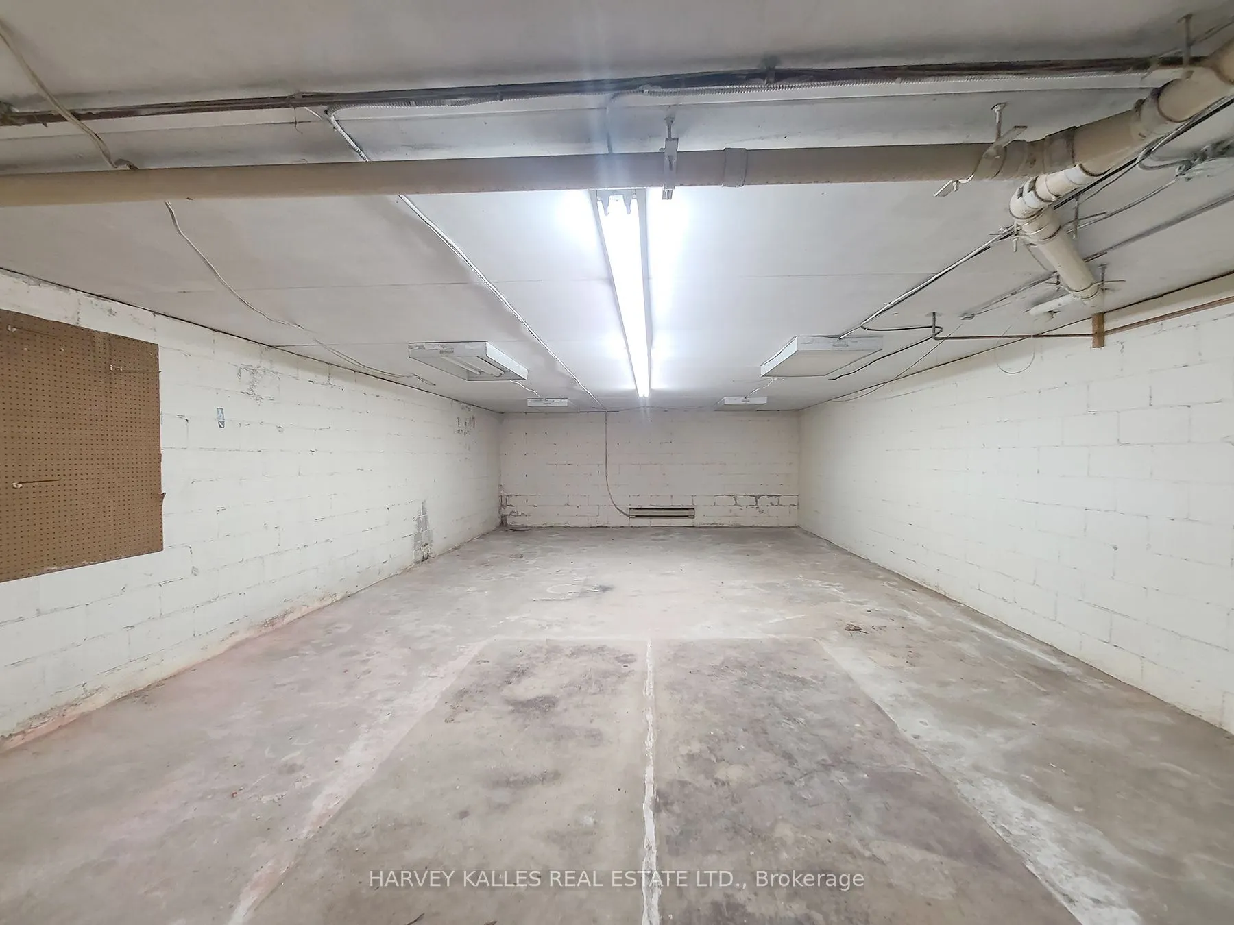 3819 Lake Shore Boulevard W, #retail