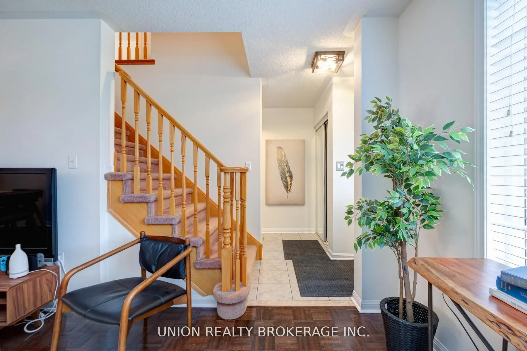 84 Worthington Avenue