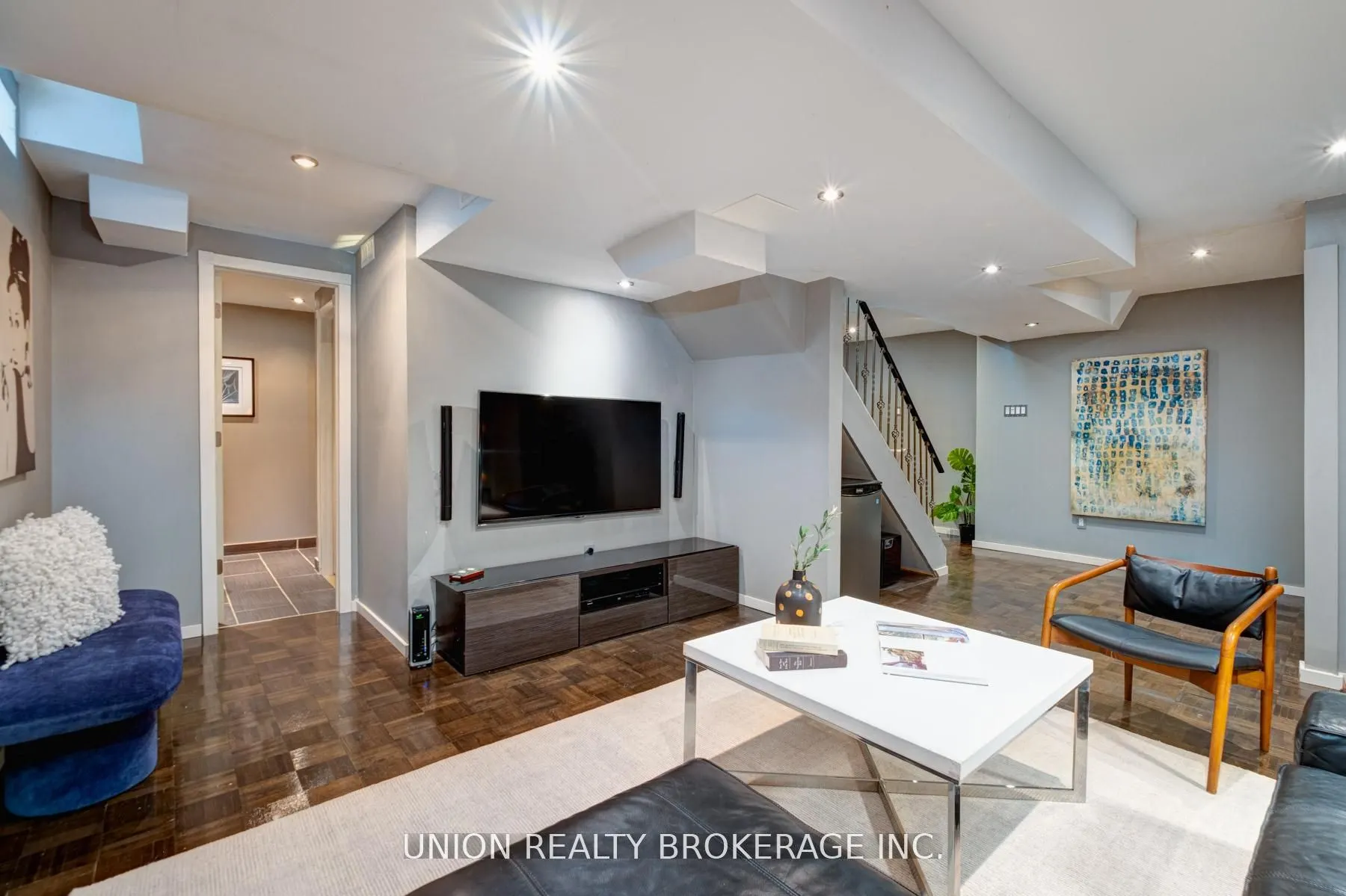84 Worthington Avenue