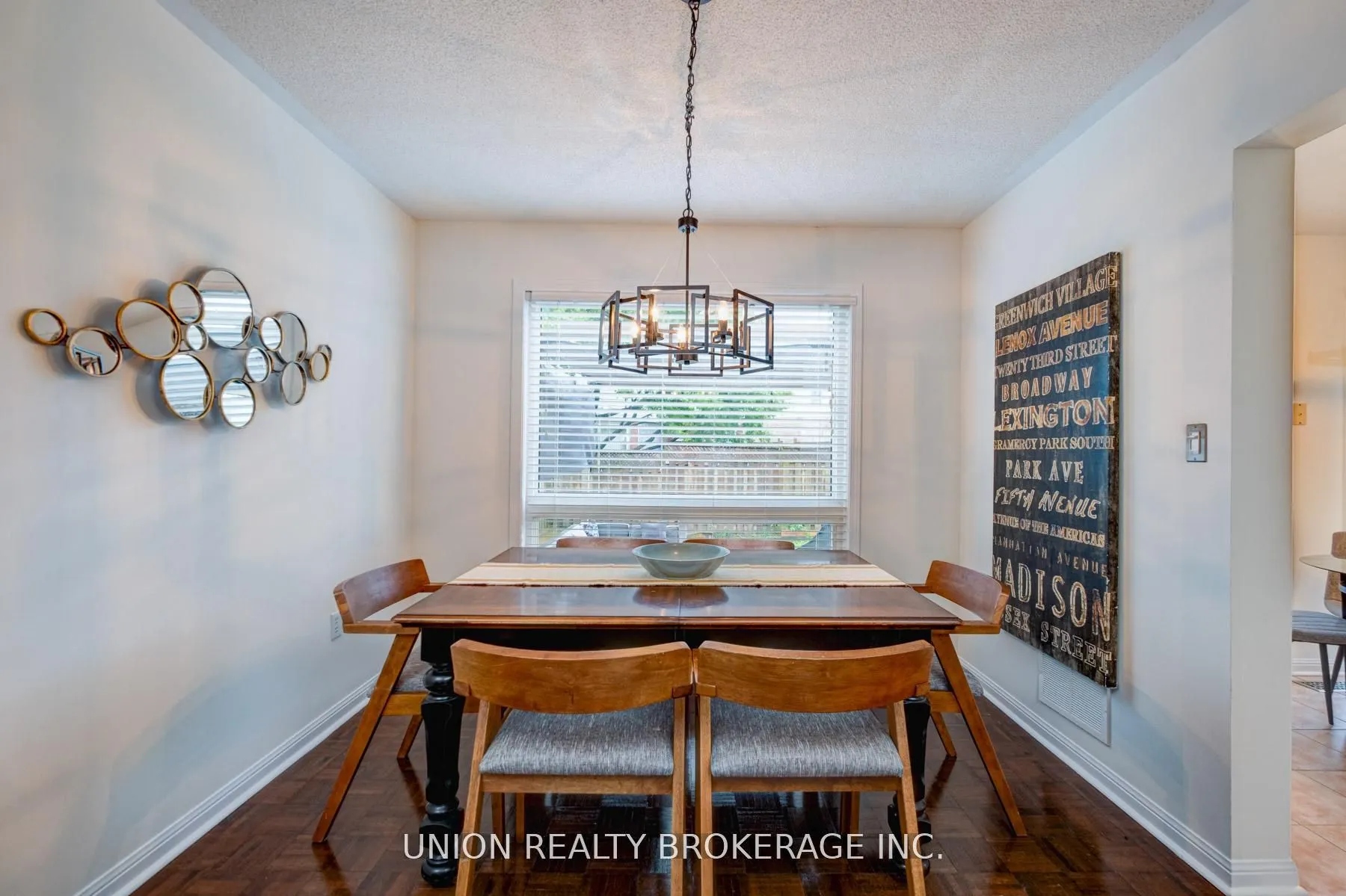 84 Worthington Avenue
