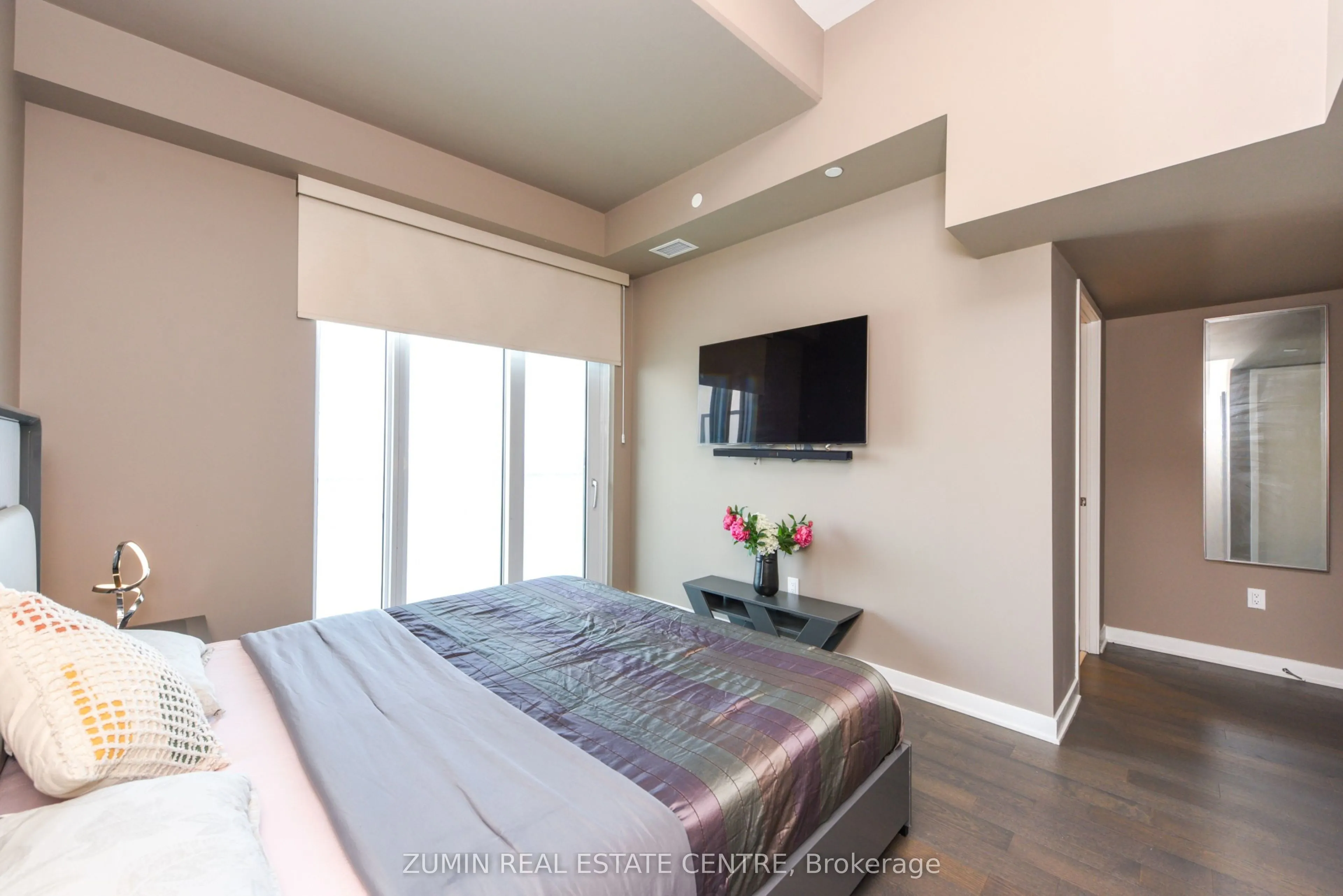 3900 Confederation Parkway #5907