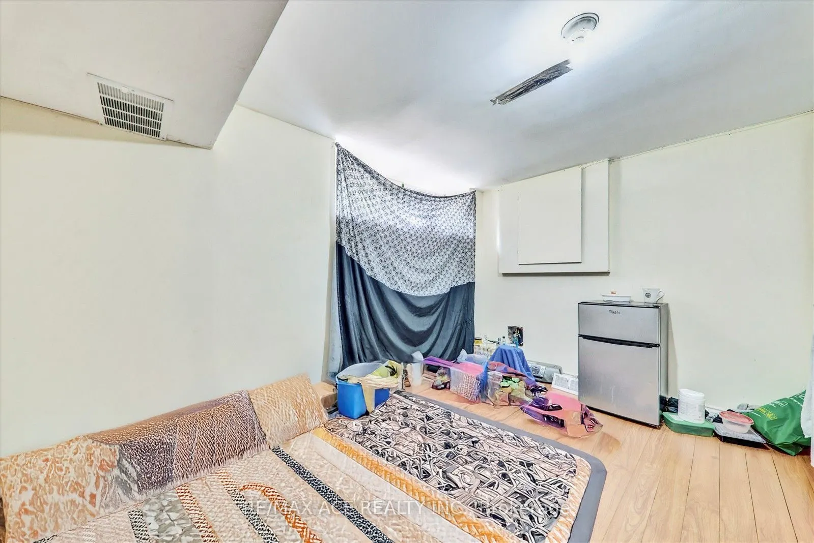 3215 Parkerhill Road