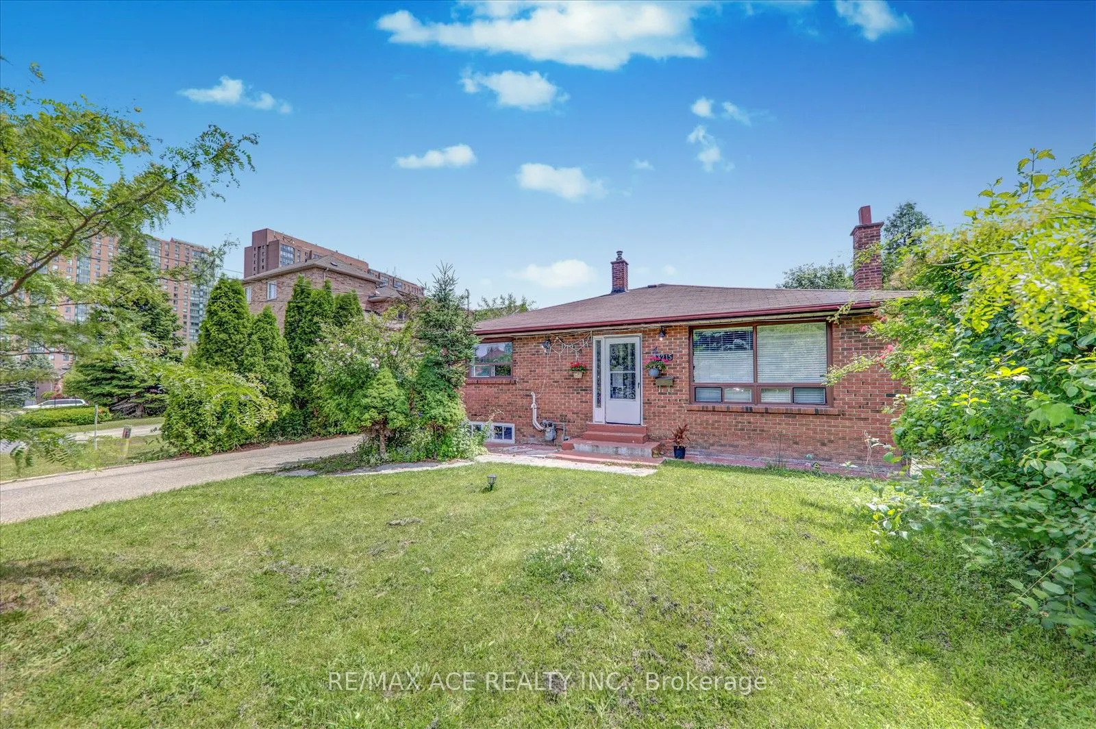 3215 Parkerhill Road