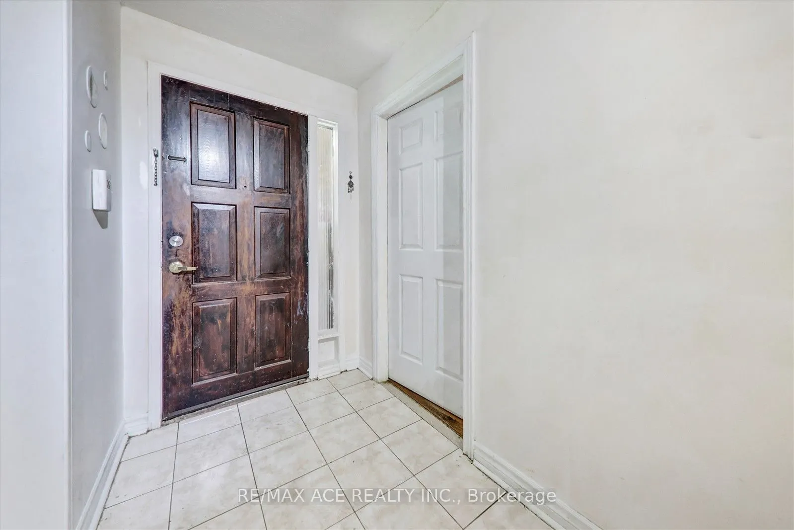 3215 Parkerhill Road