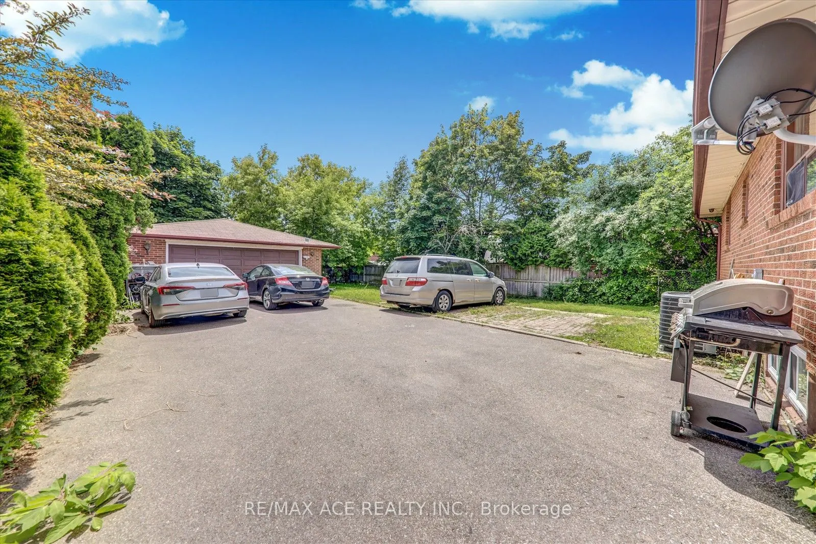 3215 Parkerhill Road