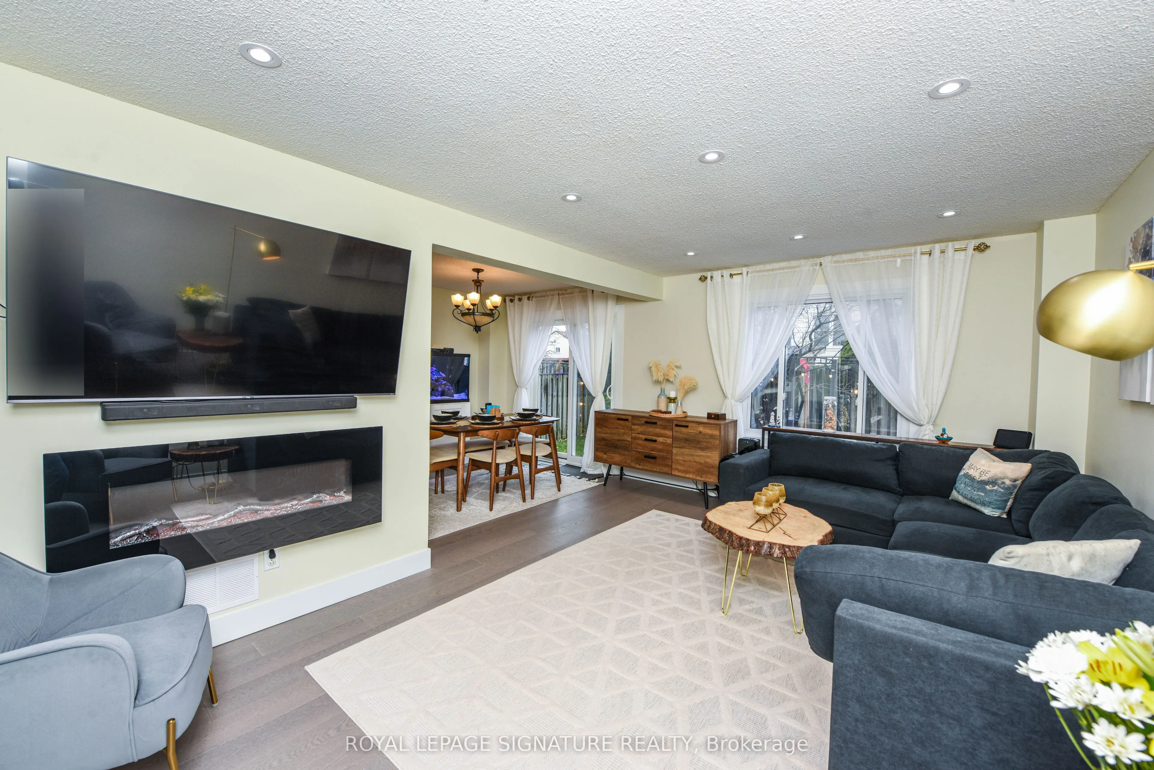 4 Greenleaf Crescent