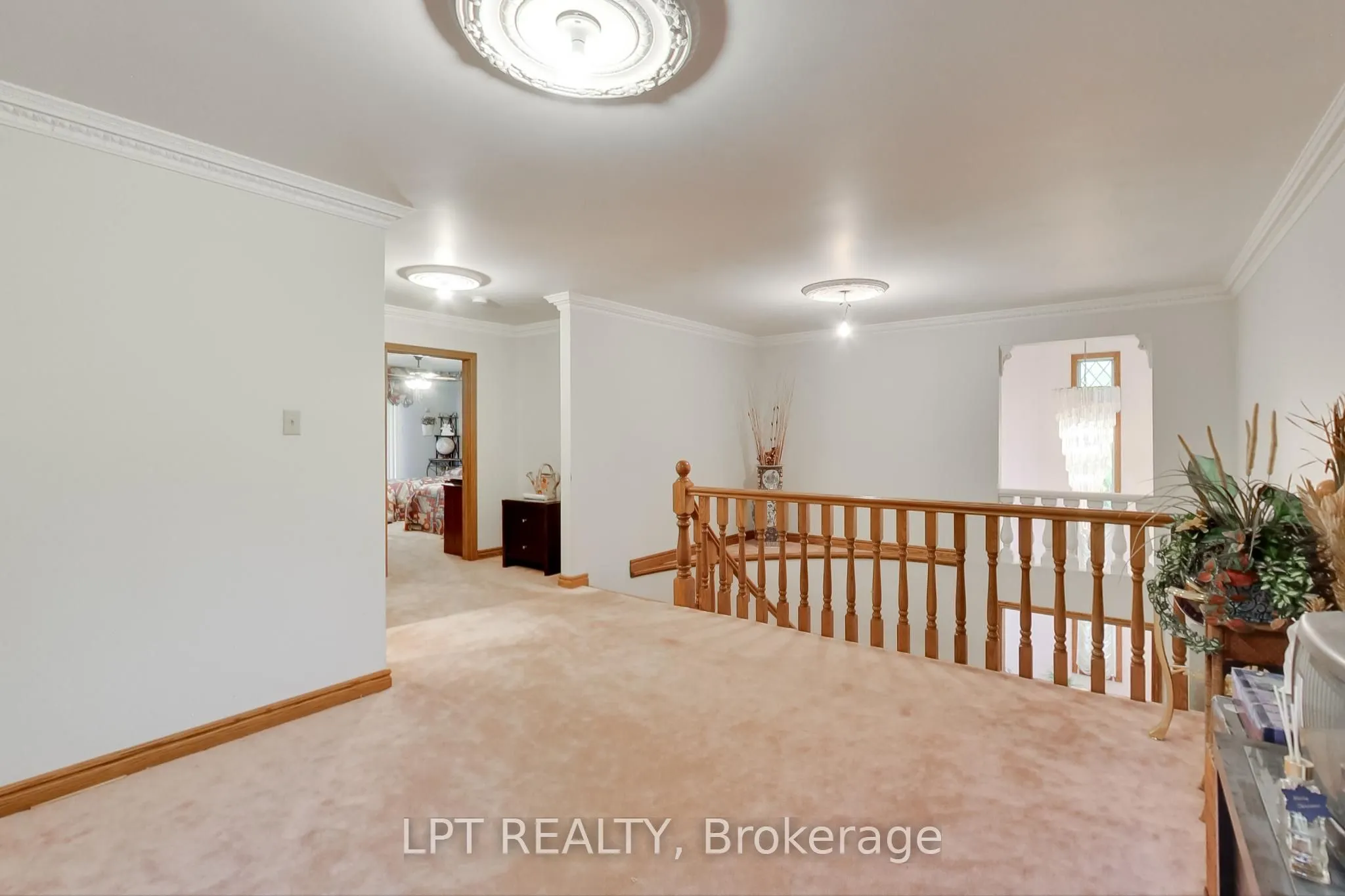 6 Fenton Way