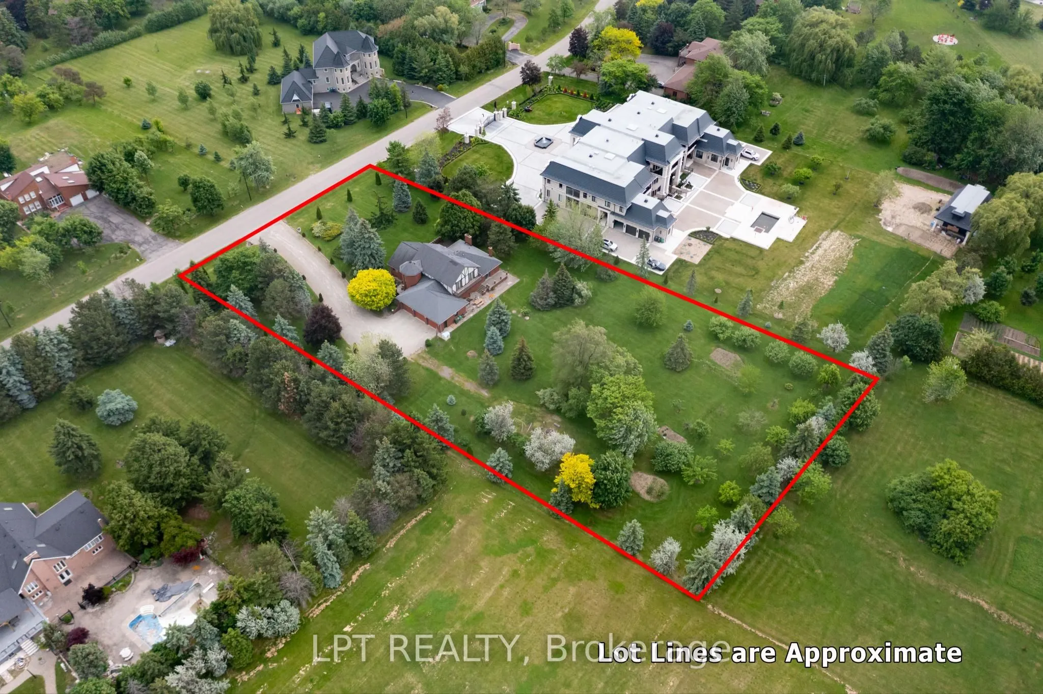 6 Fenton Way