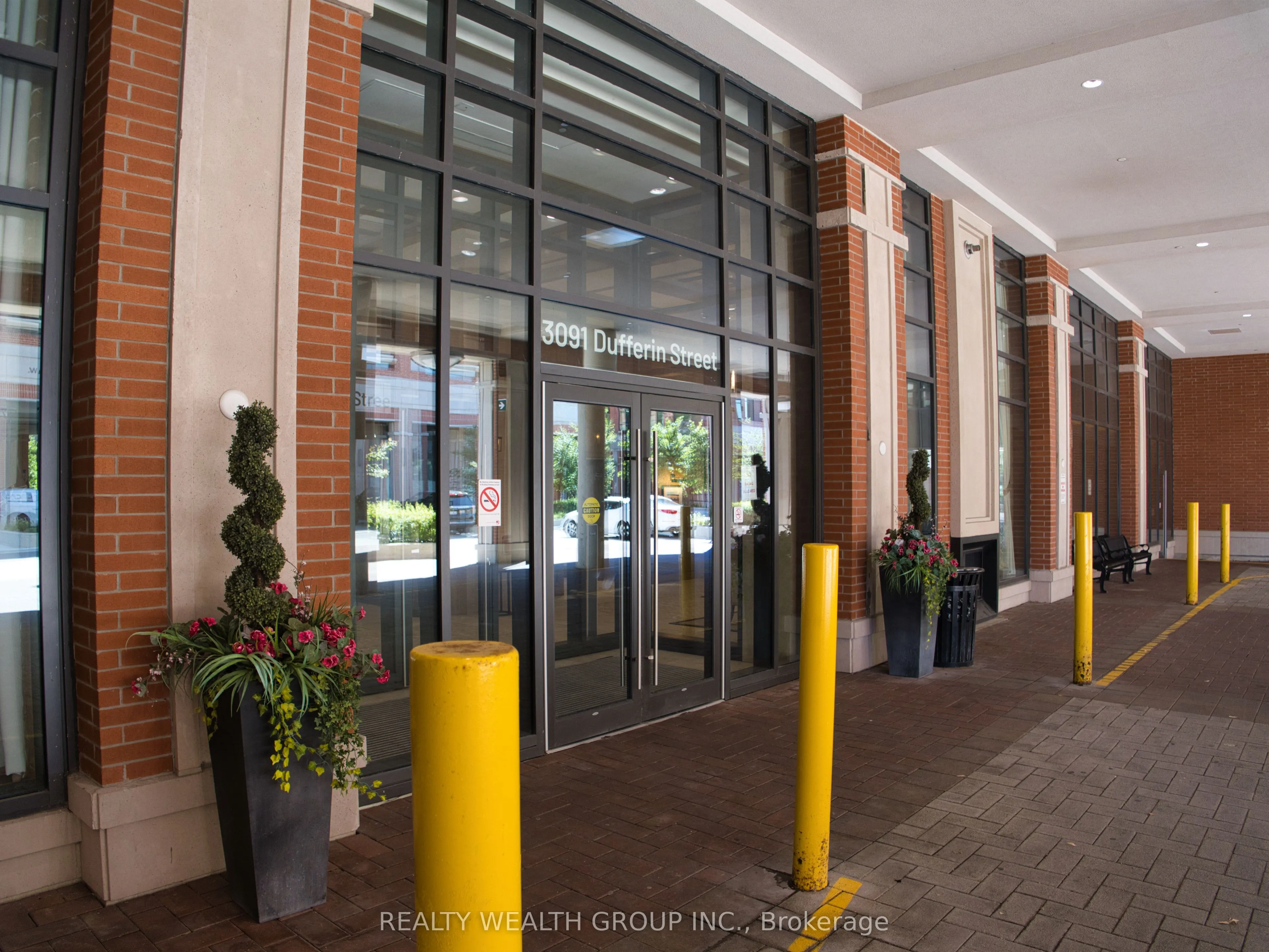3091 Dufferin Street, #610