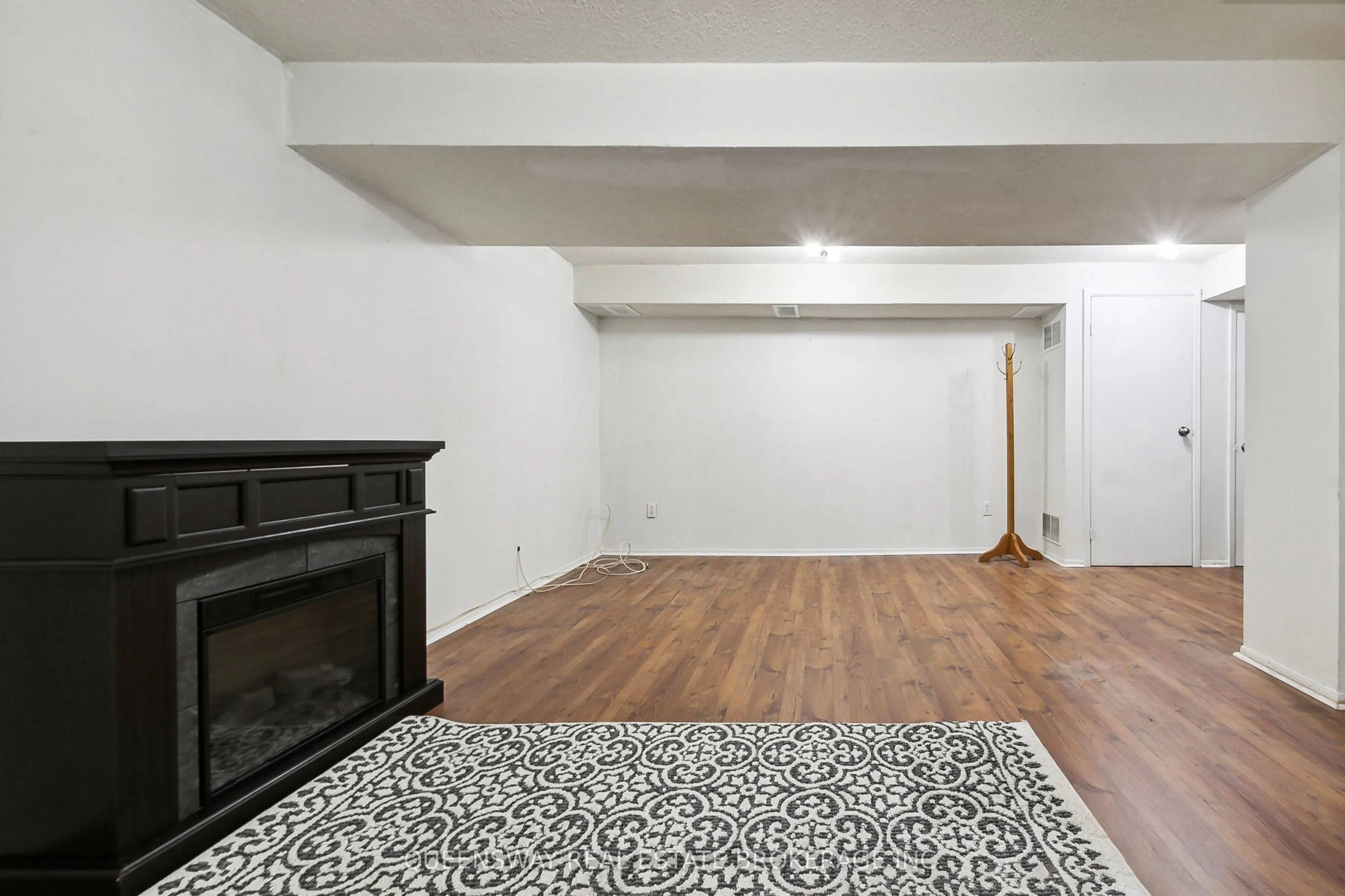 6520 Corfu Road, #1