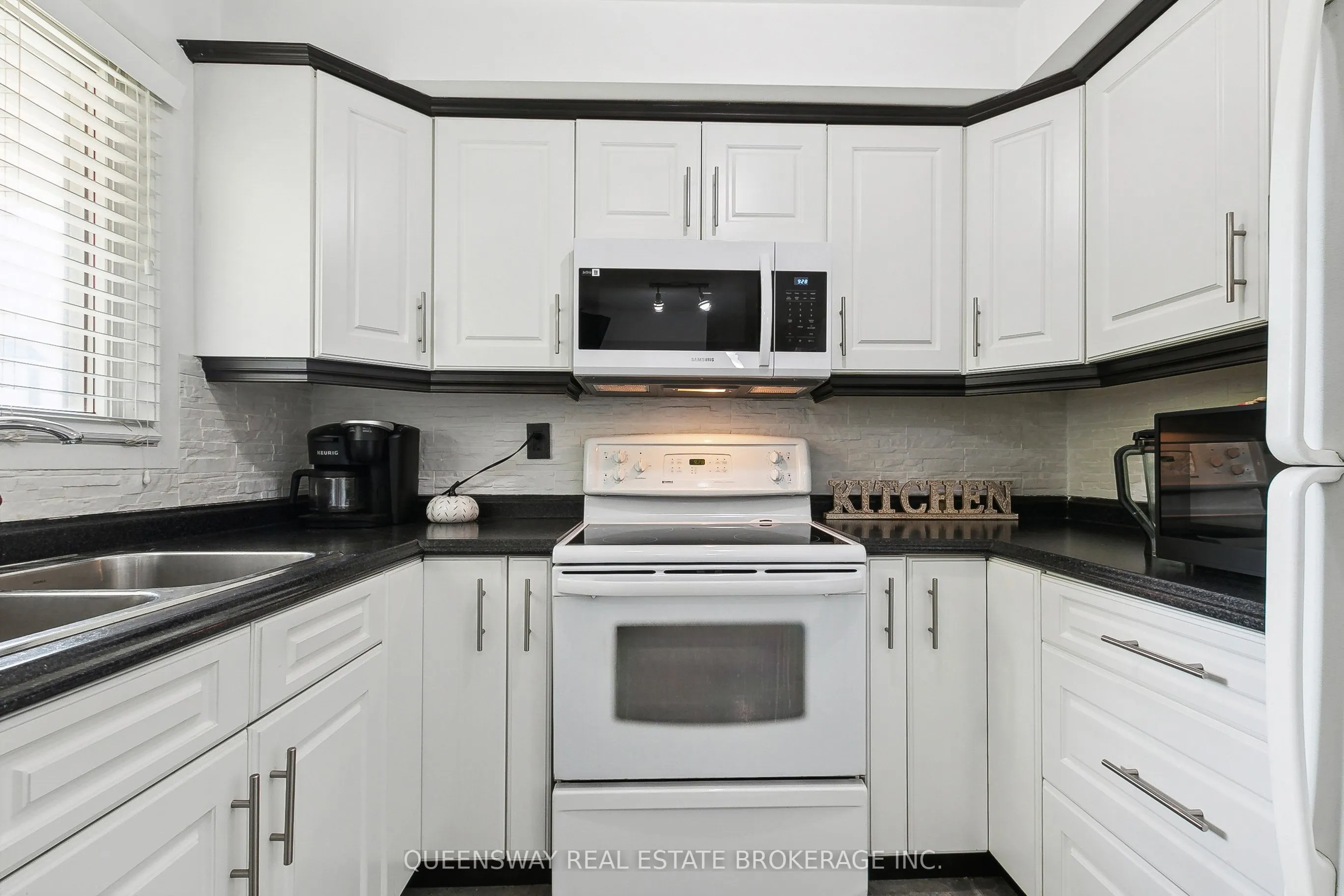 6520 Corfu Road, #1