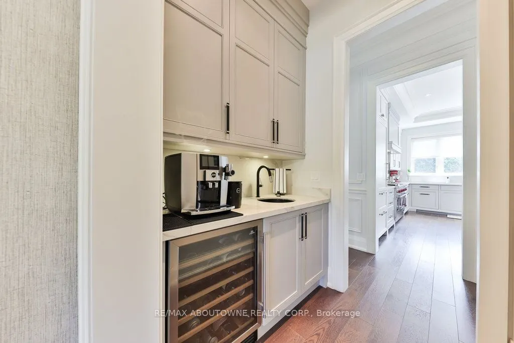 408 Saville Crescent