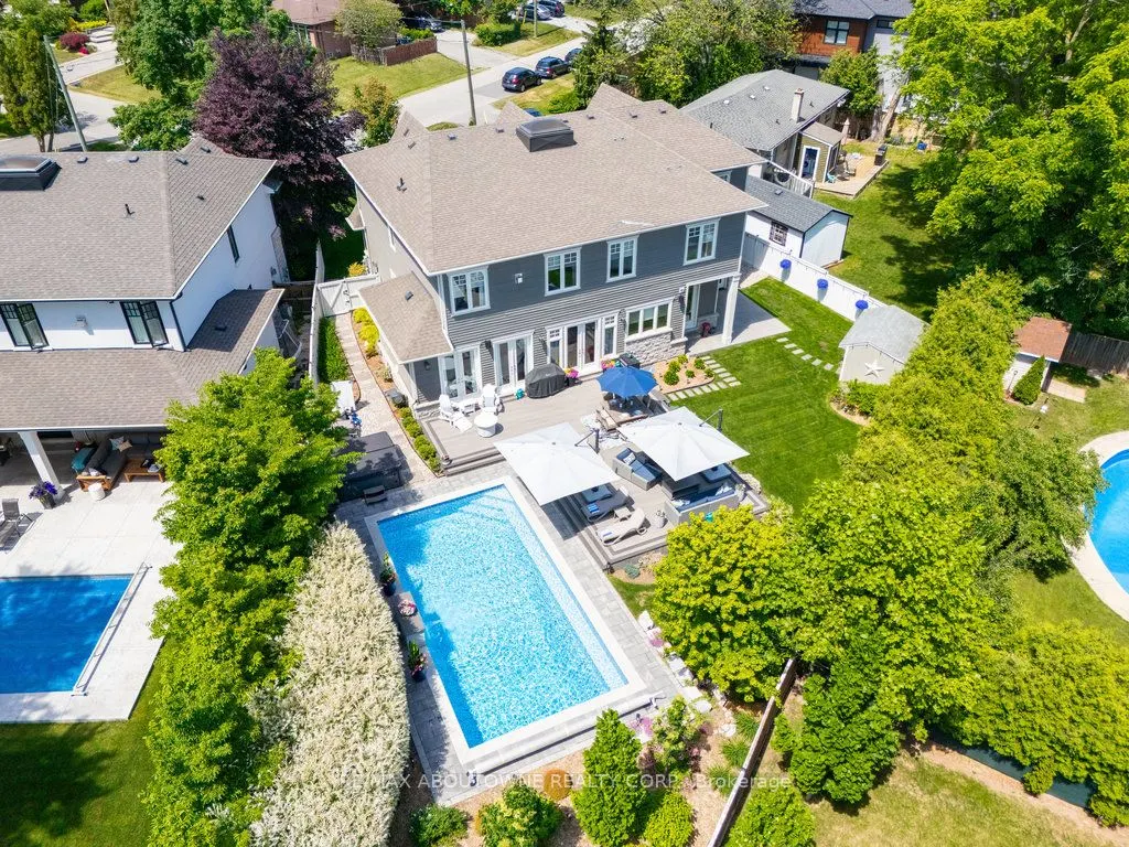 408 Saville Crescent