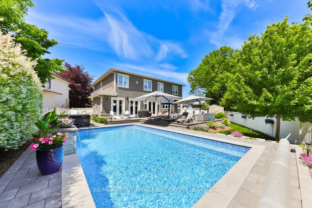 408 Saville Crescent