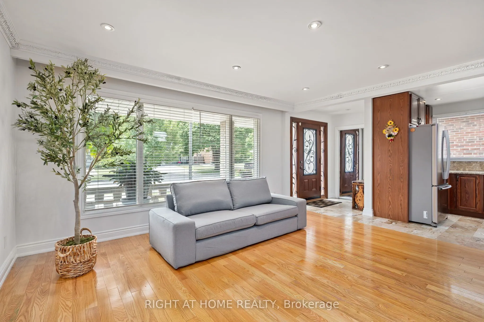 30 Hawthorne Road