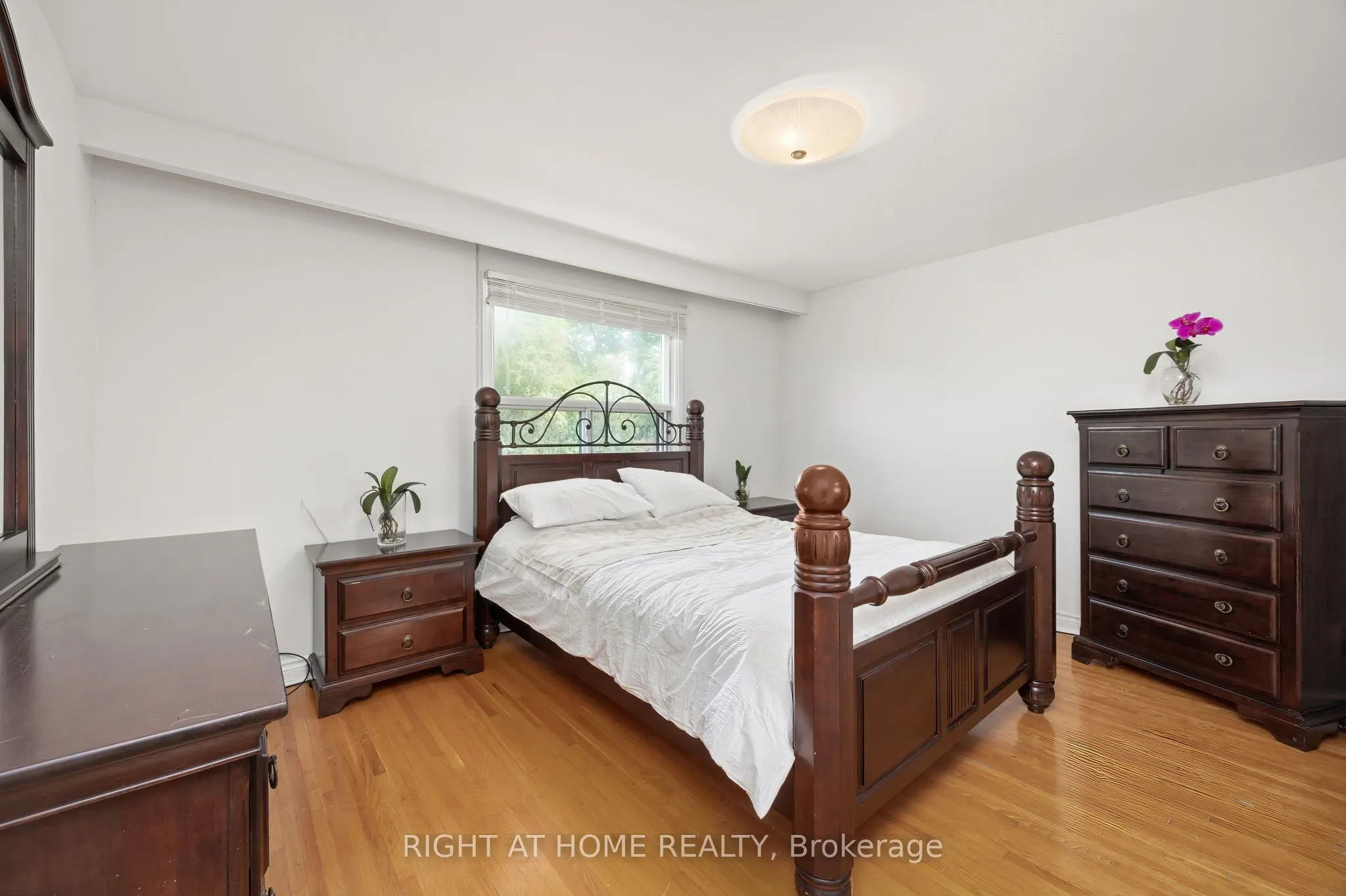 30 Hawthorne Road