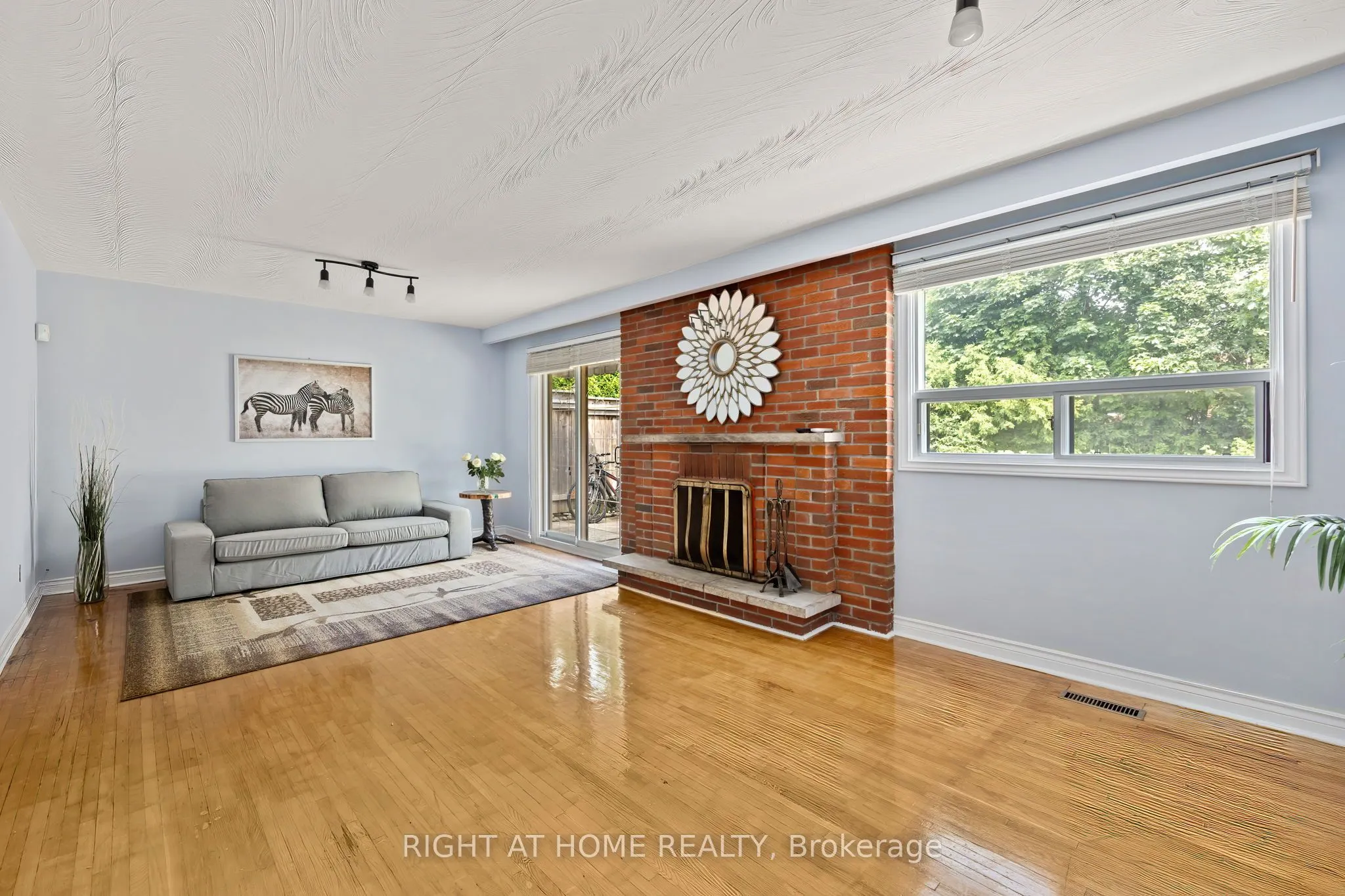 30 Hawthorne Road