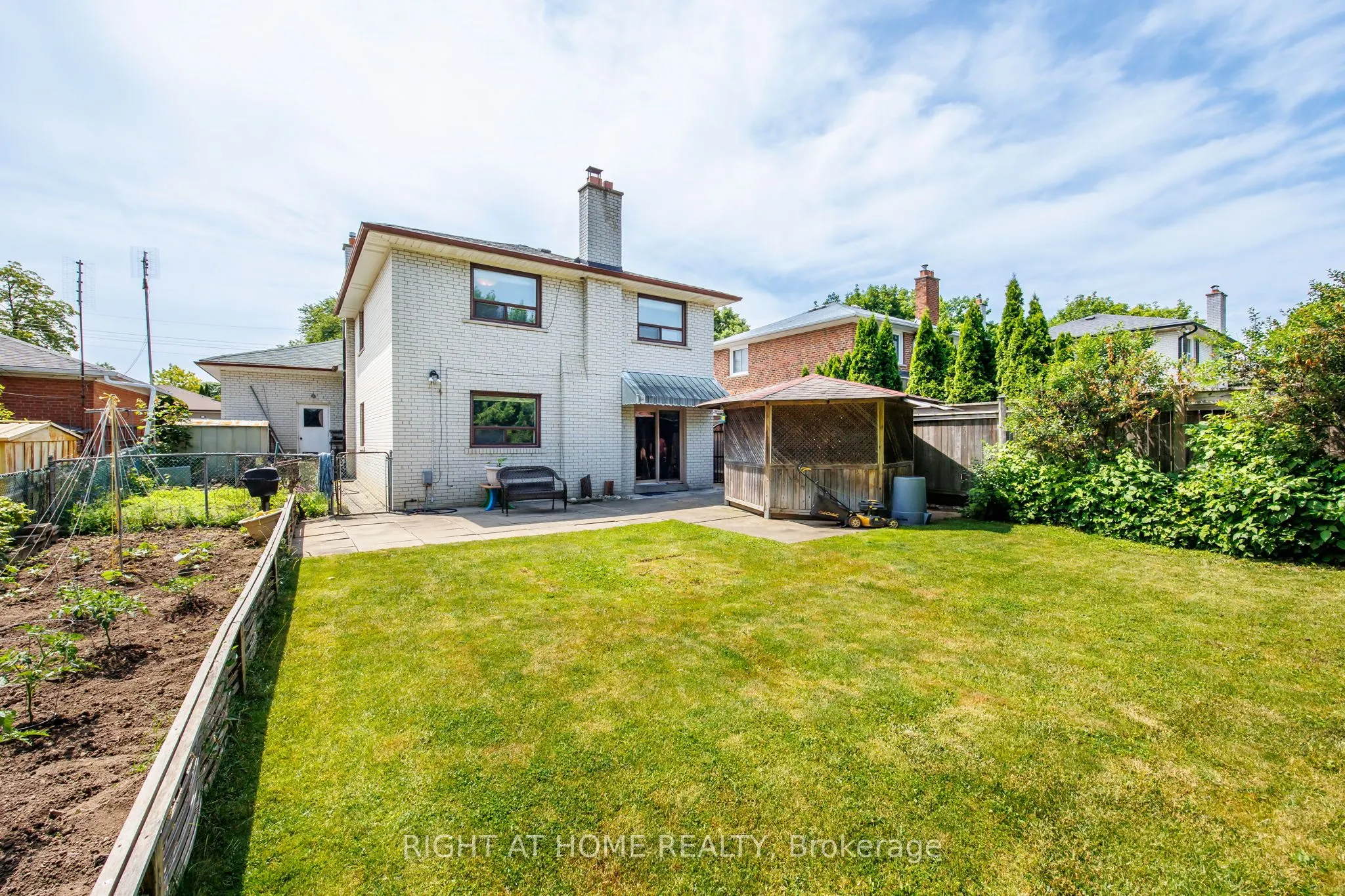 30 Hawthorne Road
