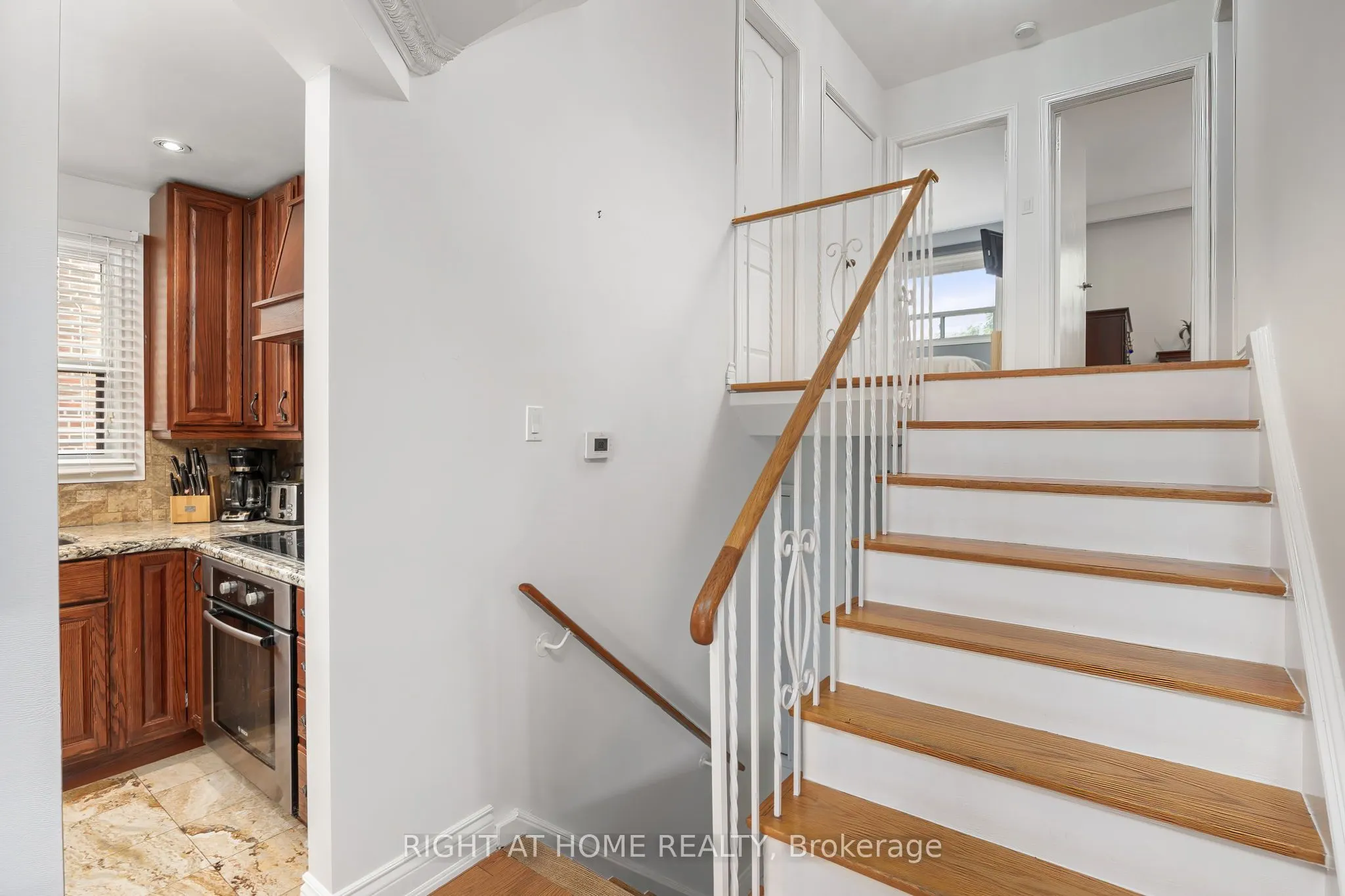 30 Hawthorne Road