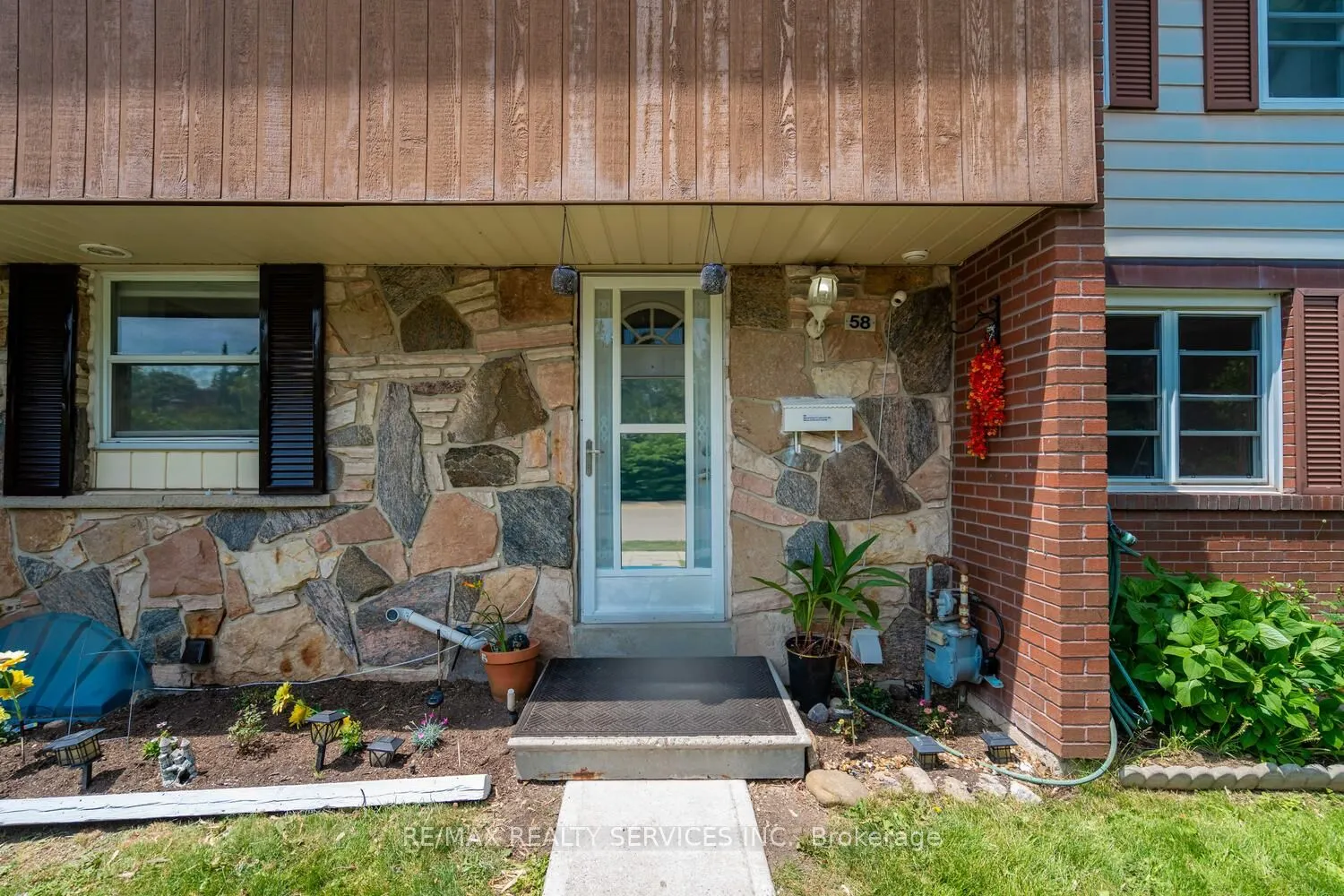2825 Gananoque Drive, #58